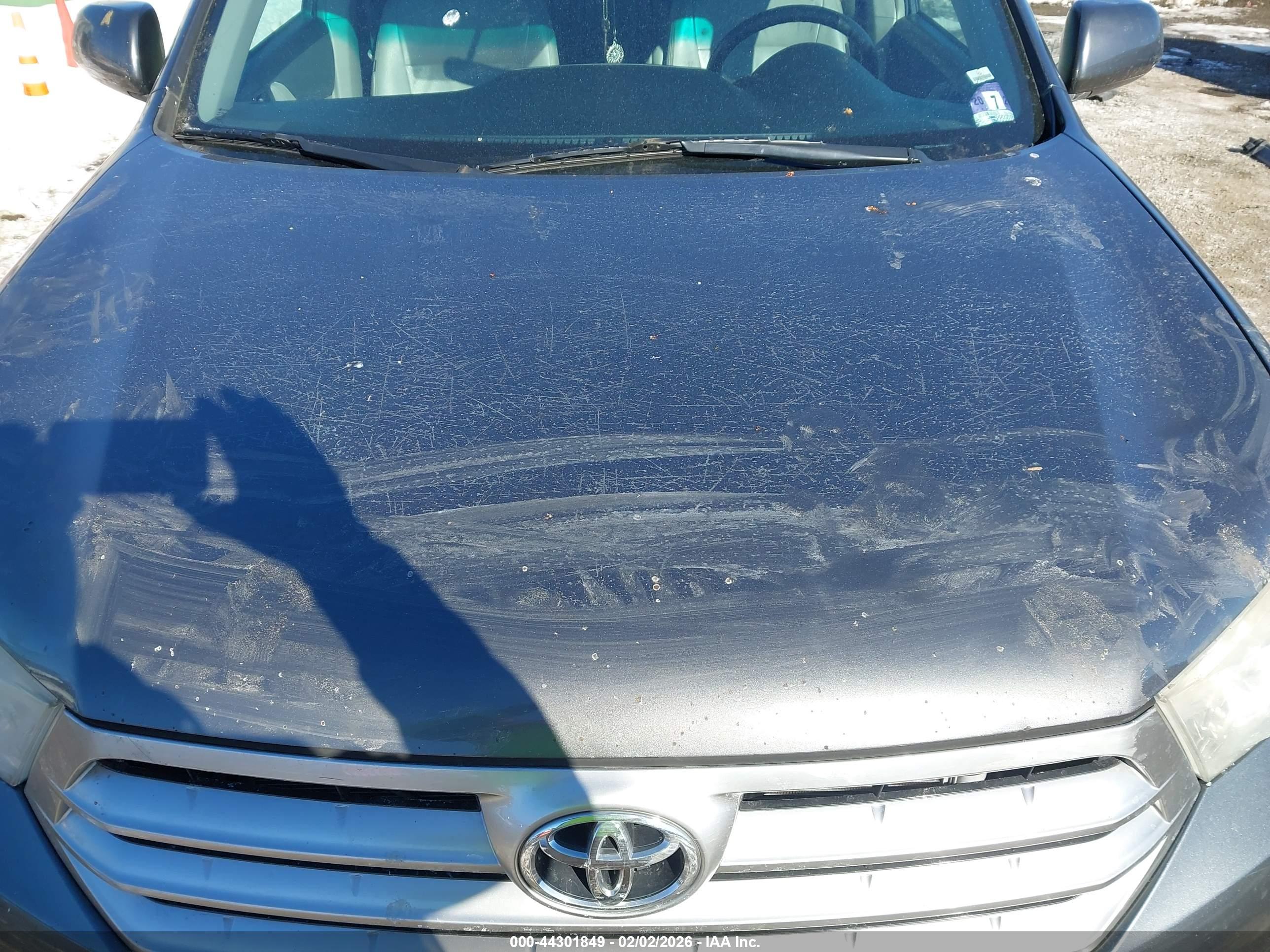TOYOTA HIGHLANDER image 6