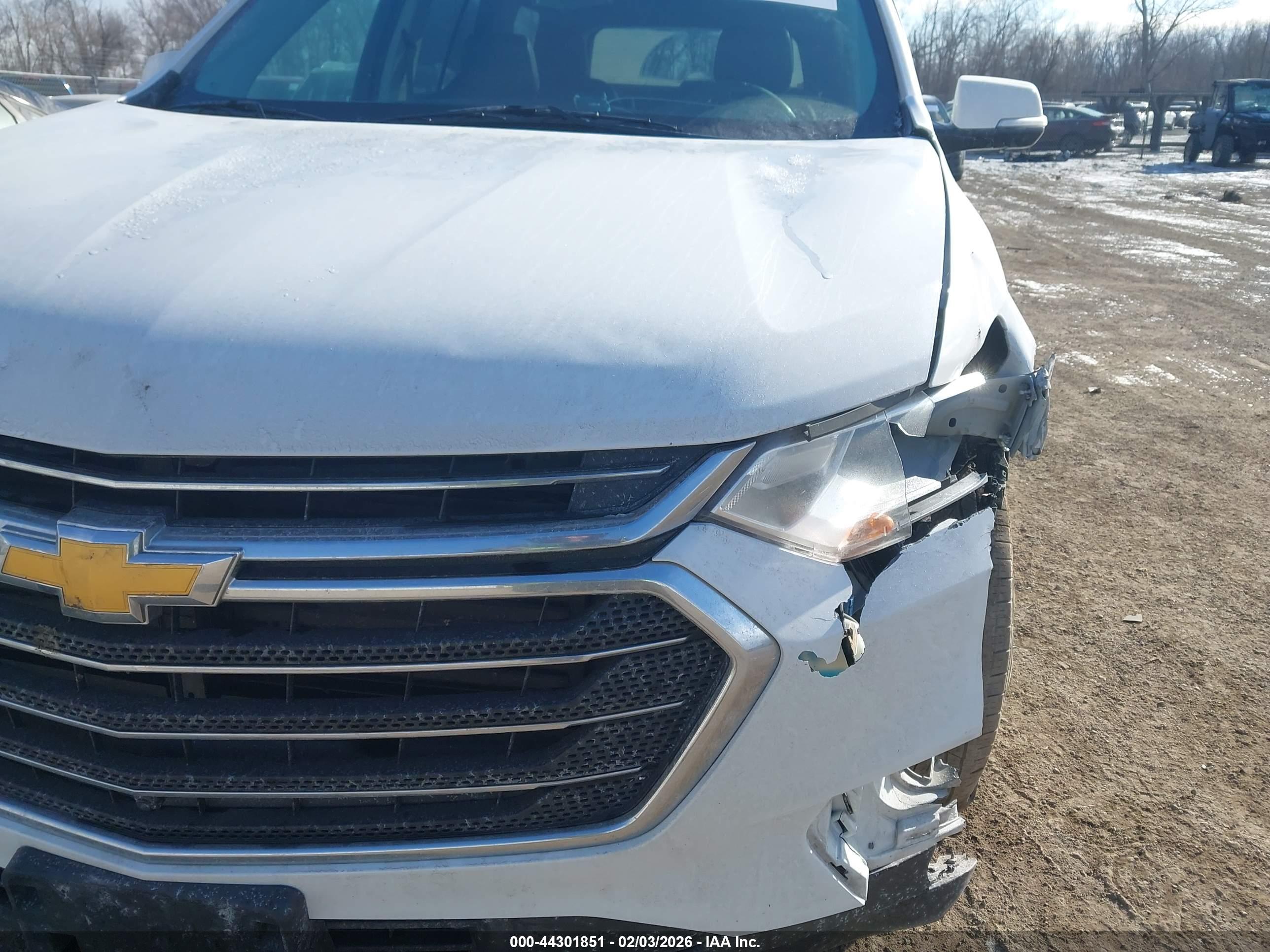 CHEVROLET TRAVERSE image 6