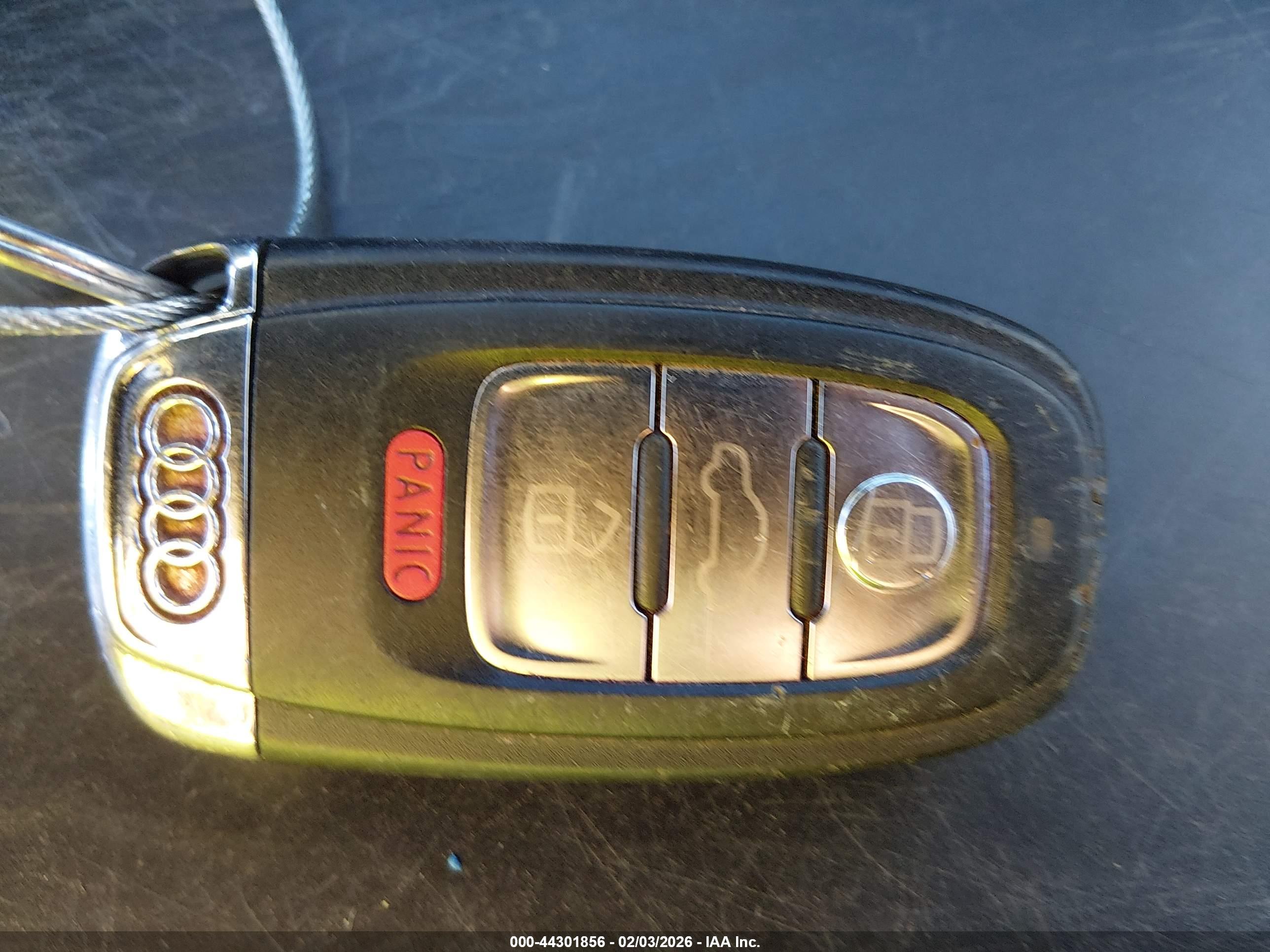 AUDI A4 image 11