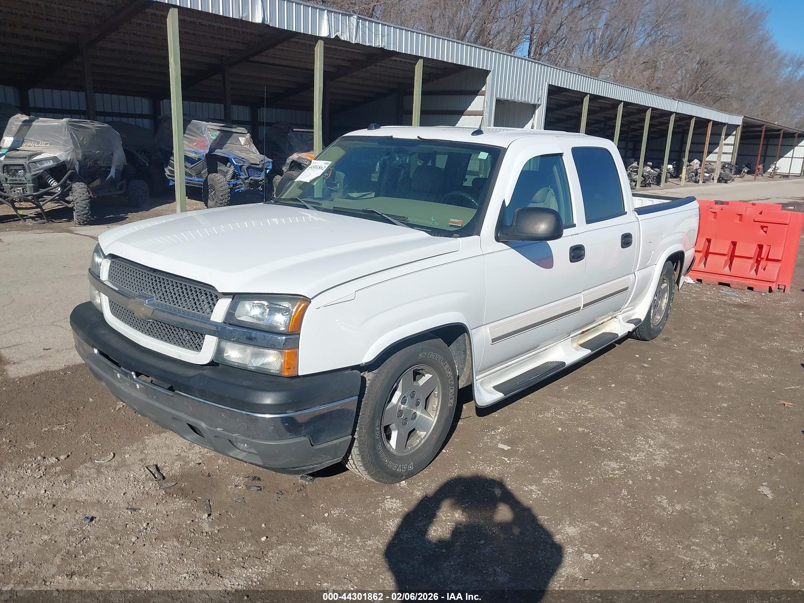 CHEVROLET SILVERADO image 2