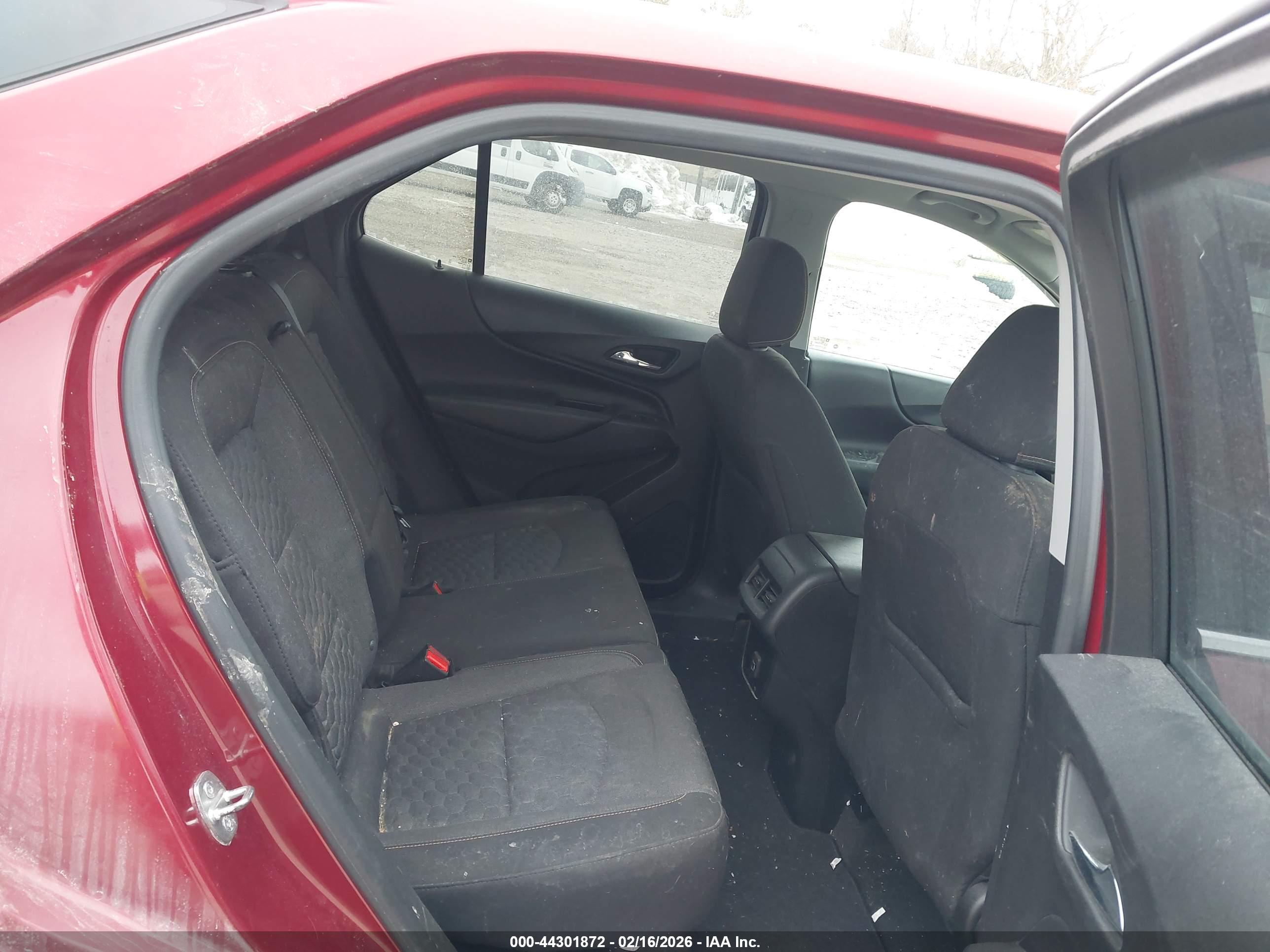 CHEVROLET EQUINOX image 8