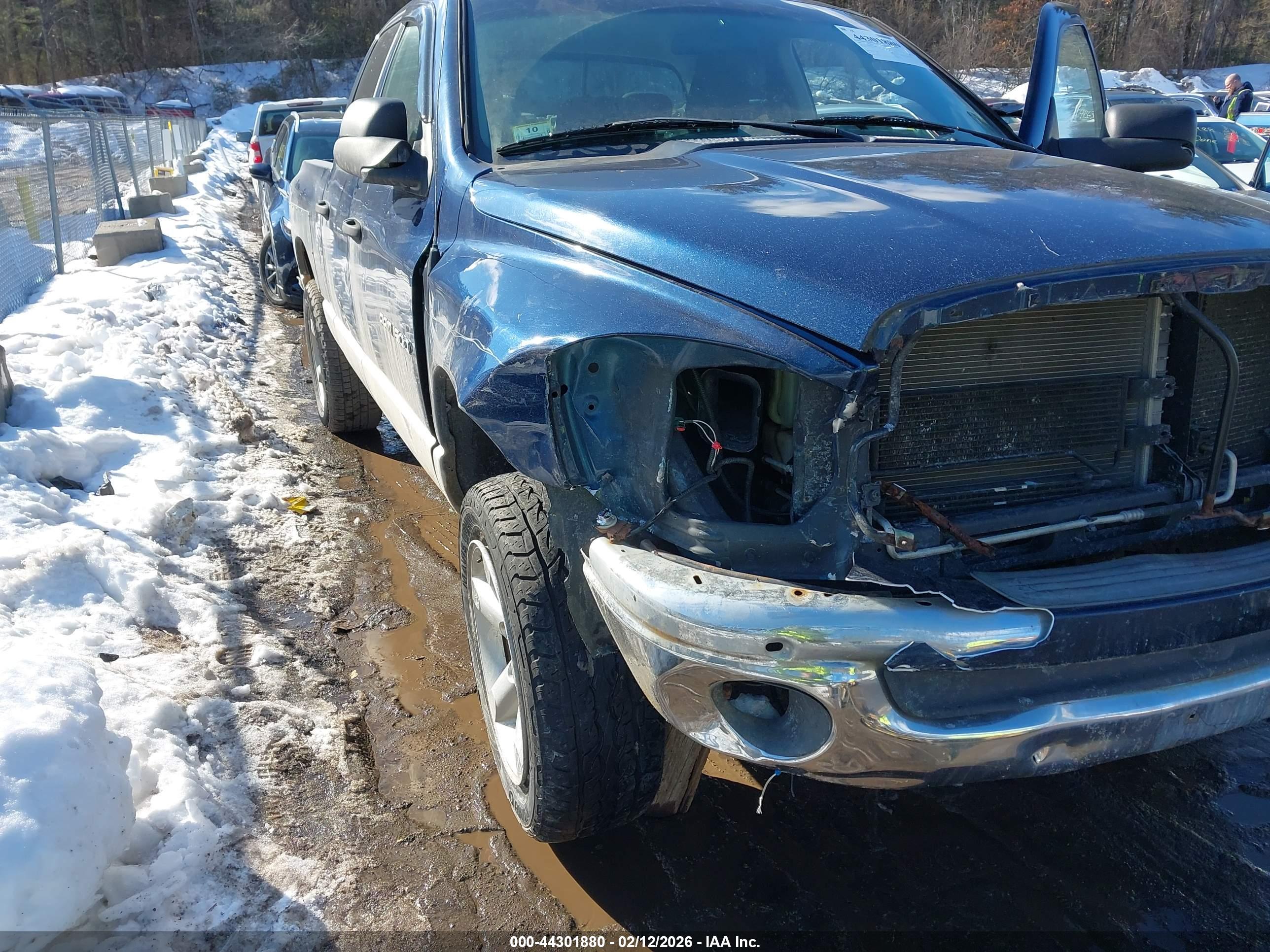 DODGE RAM image 6