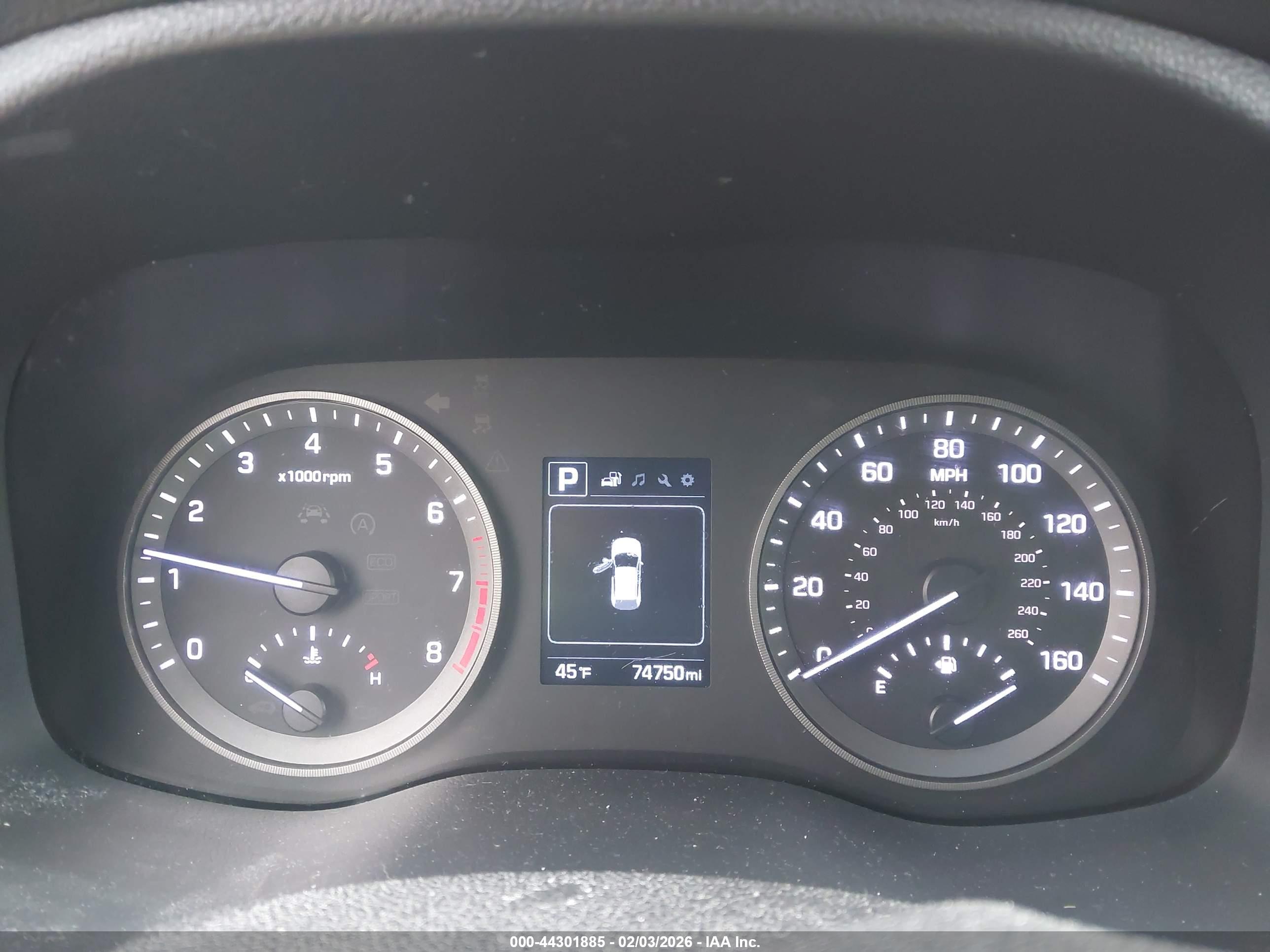 HYUNDAI TUCSON image 7