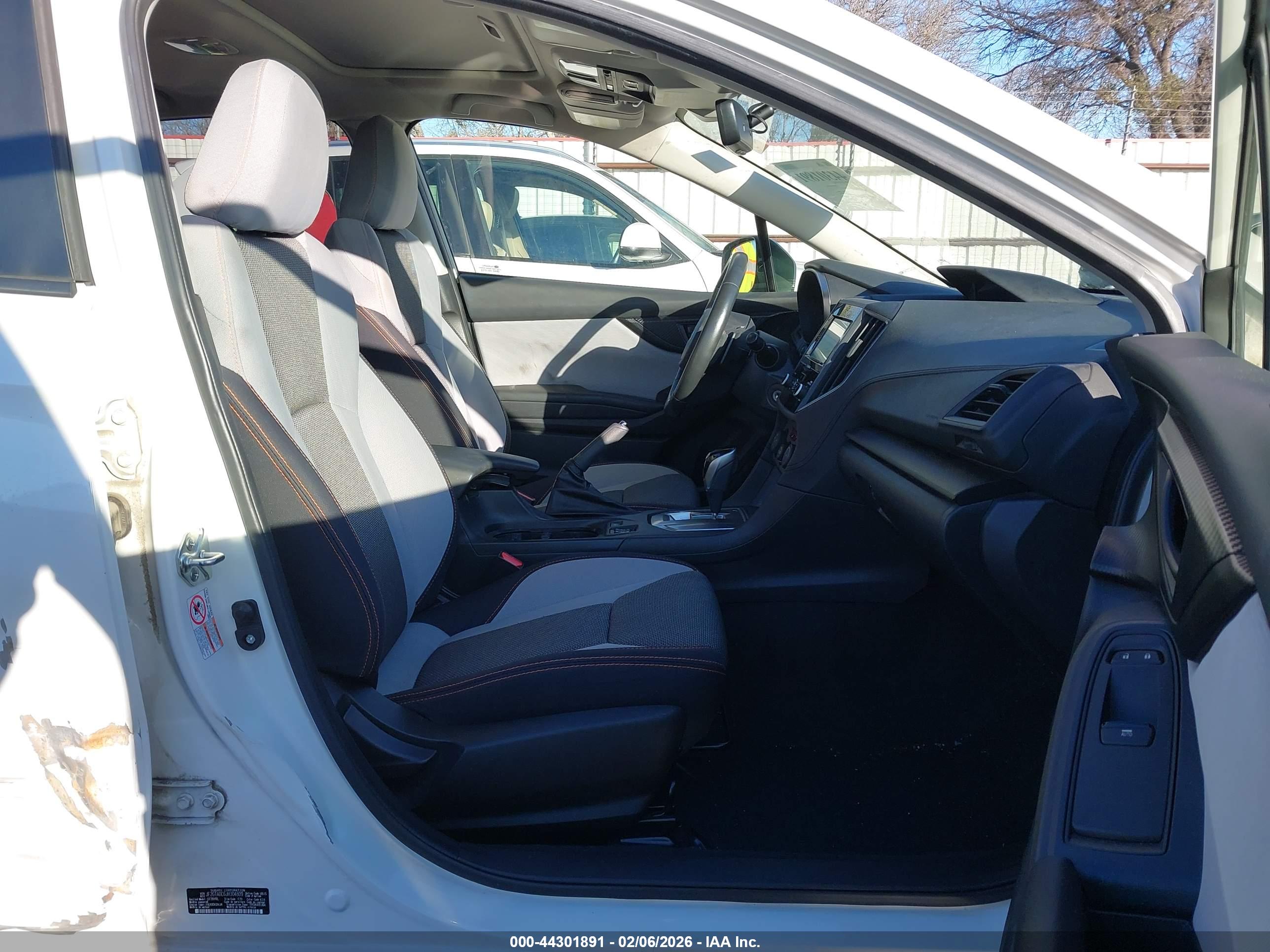 SUBARU CROSSTREK image 5
