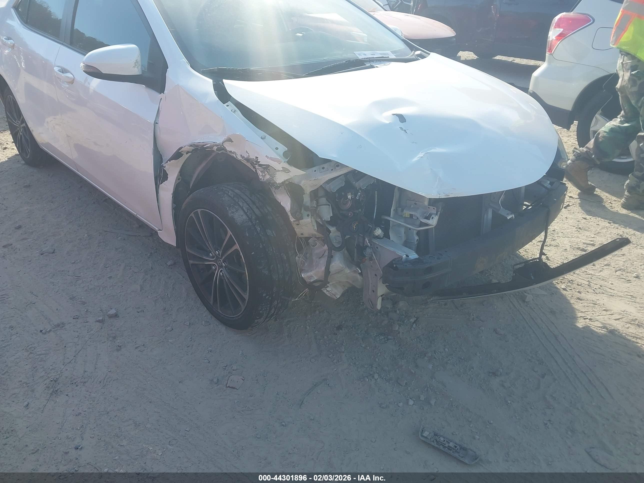 TOYOTA COROLLA image 6