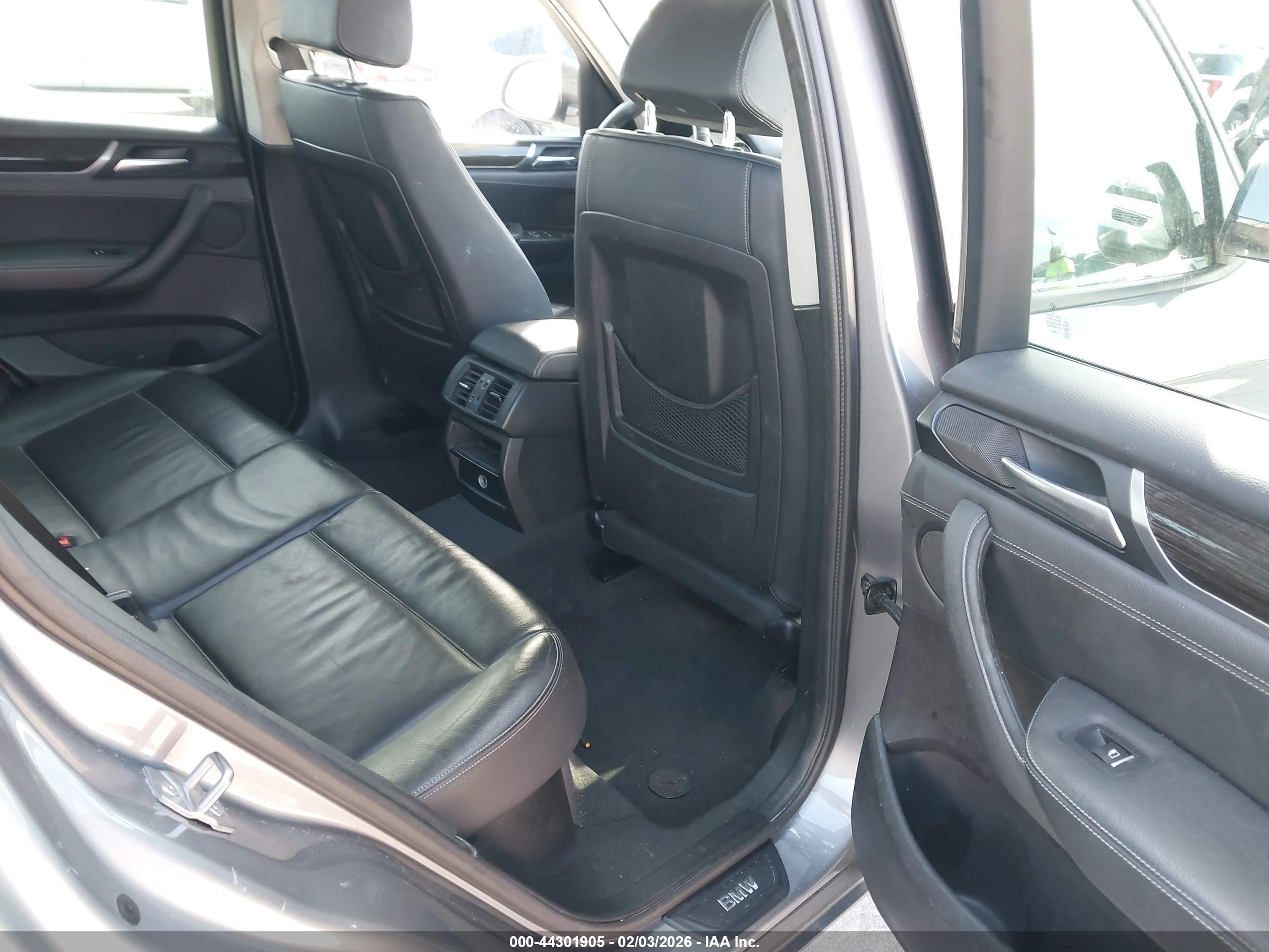 BMW X3 image 8