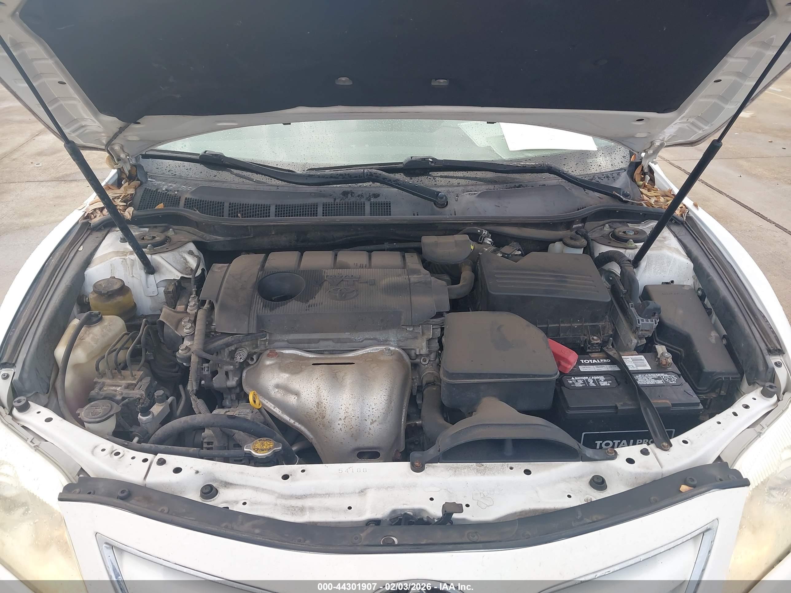 TOYOTA CAMRY image 10