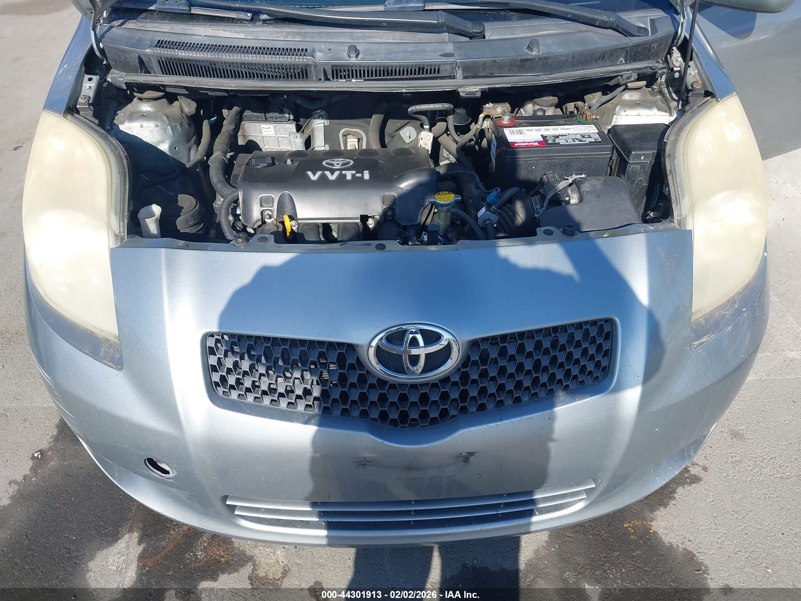 TOYOTA YARIS image 10