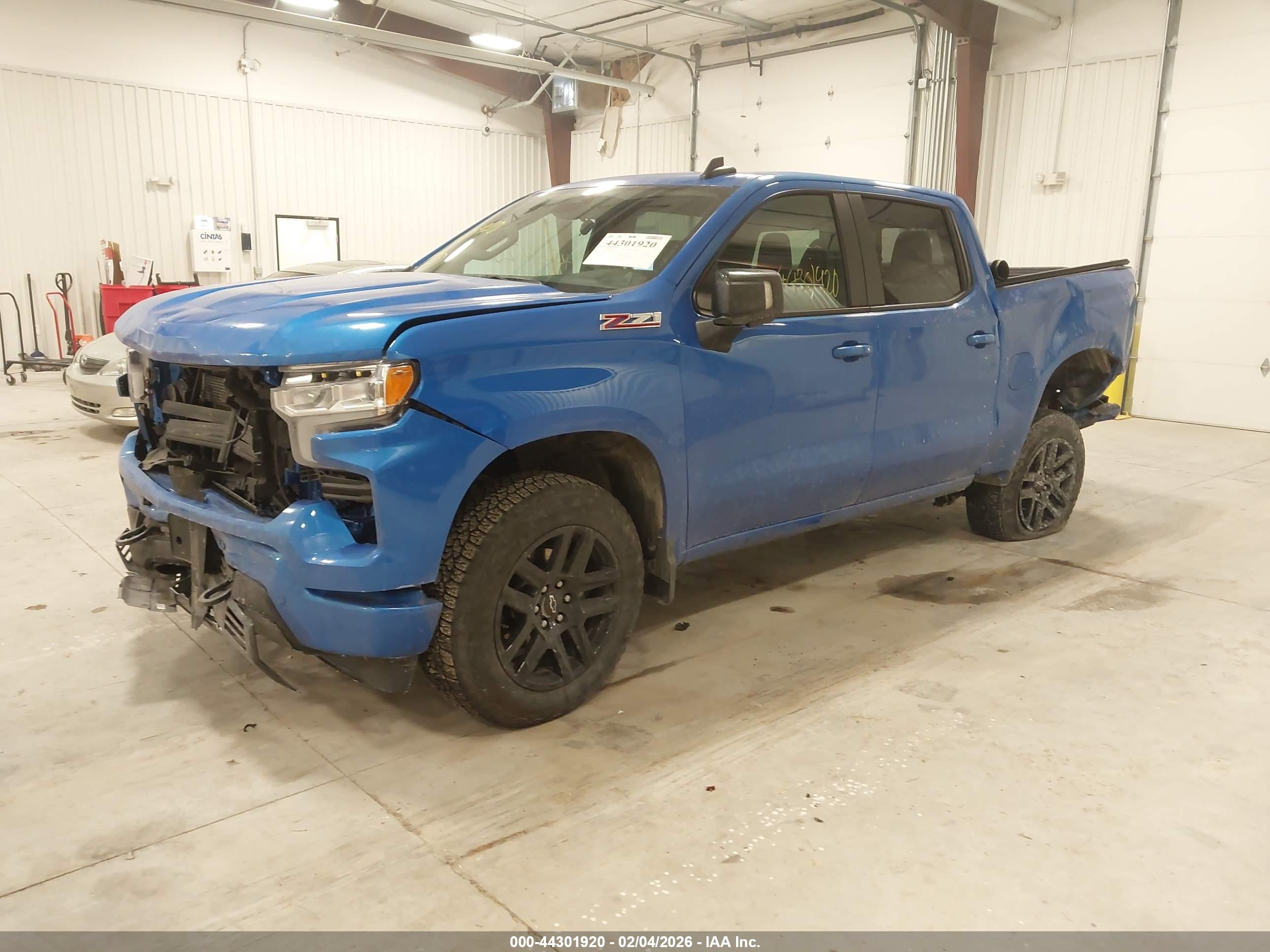CHEVROLET SILVERADO image 2