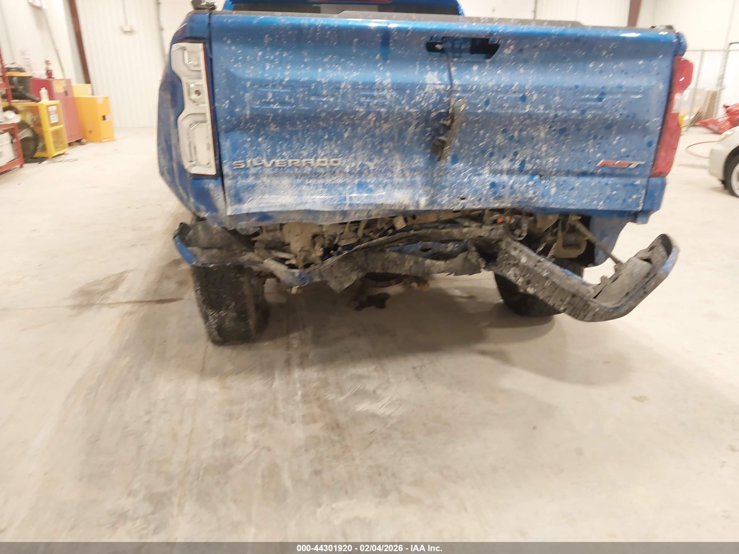 CHEVROLET SILVERADO image 6