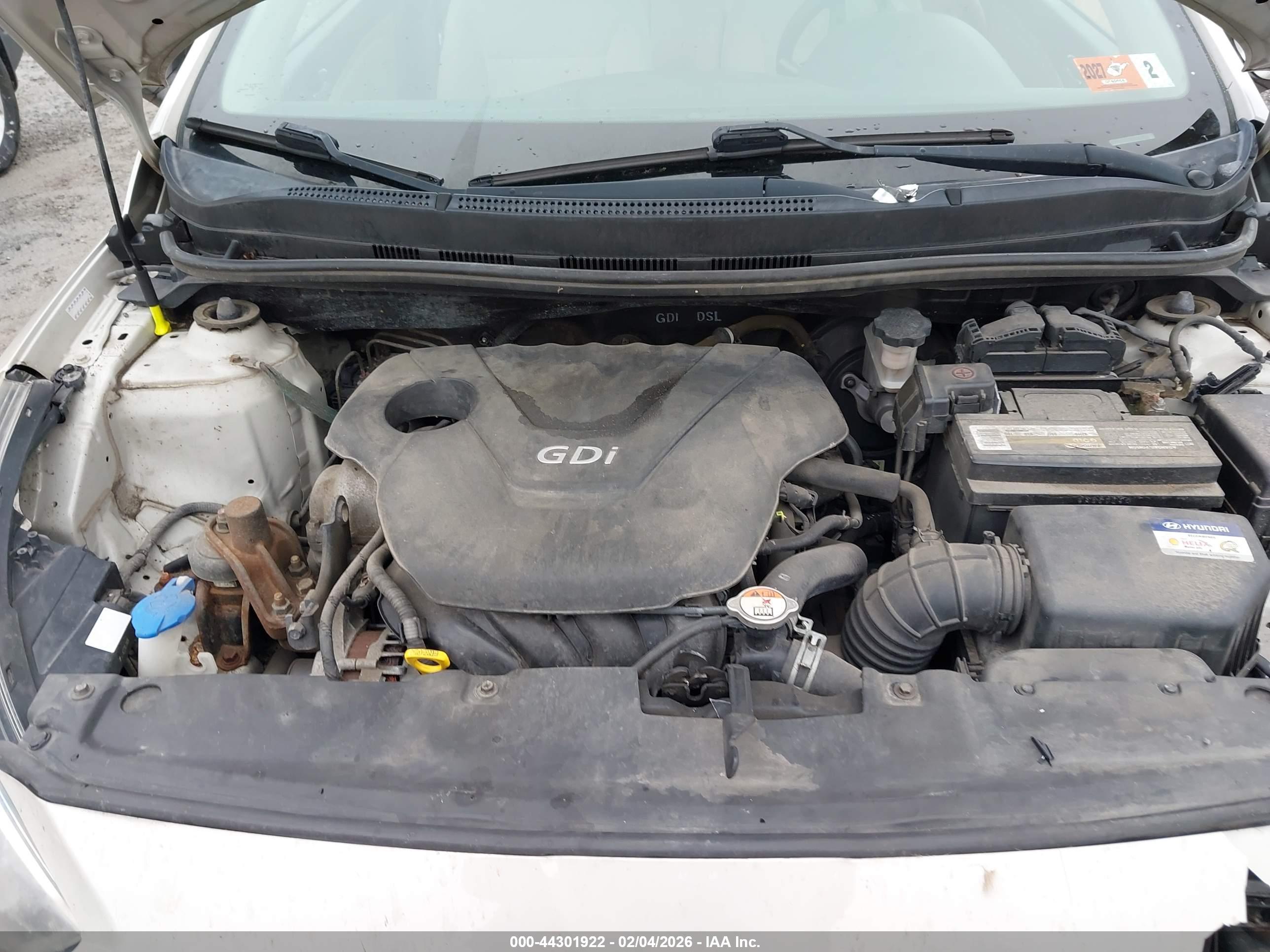 HYUNDAI ACCENT image 10