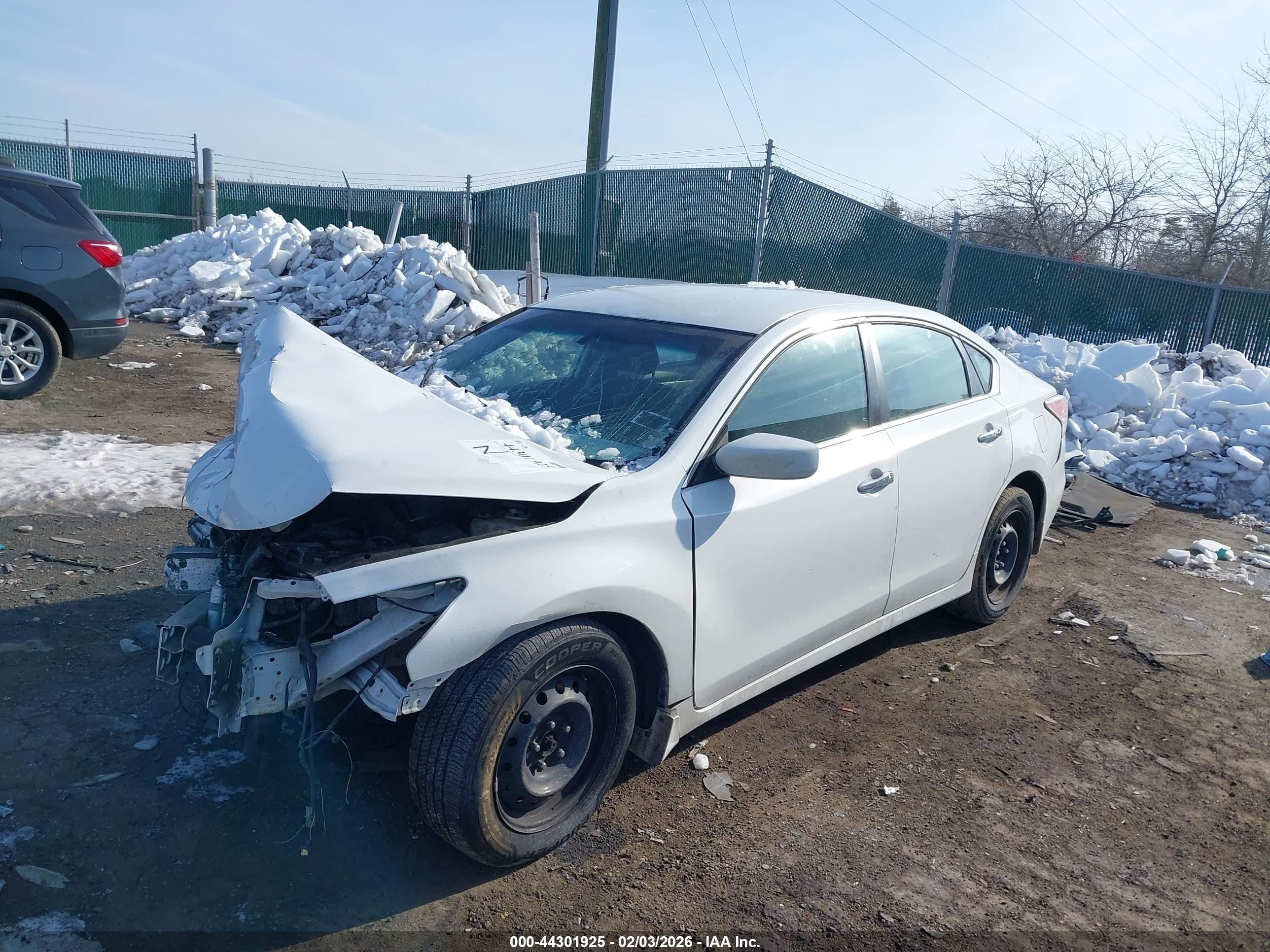 NISSAN ALTIMA image 2