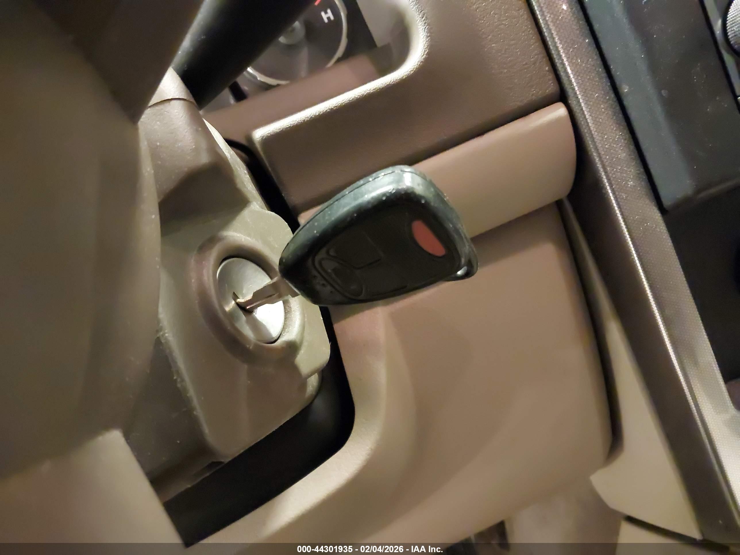 JEEP LIBERTY image 11