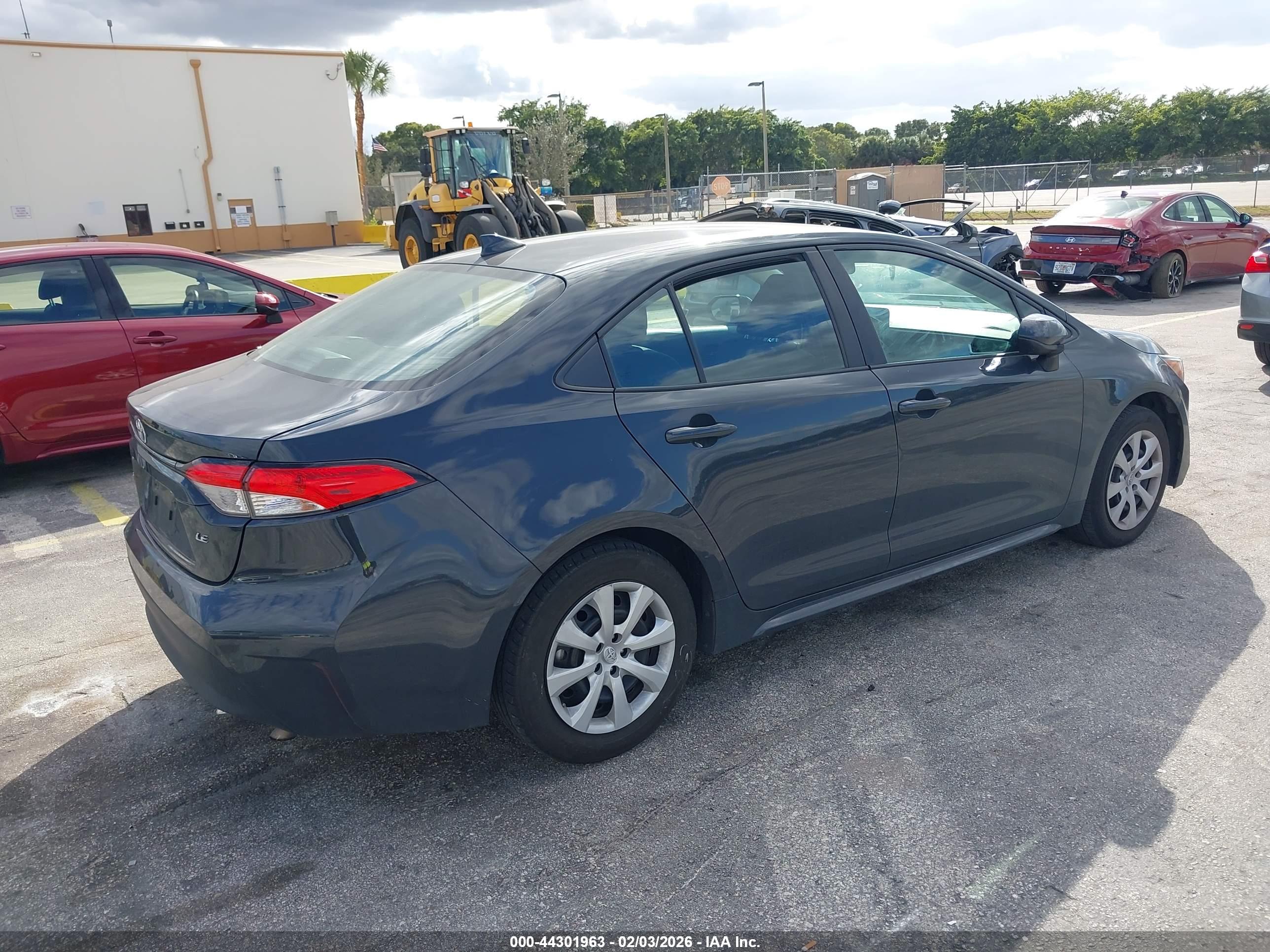 TOYOTA COROLLA image 4
