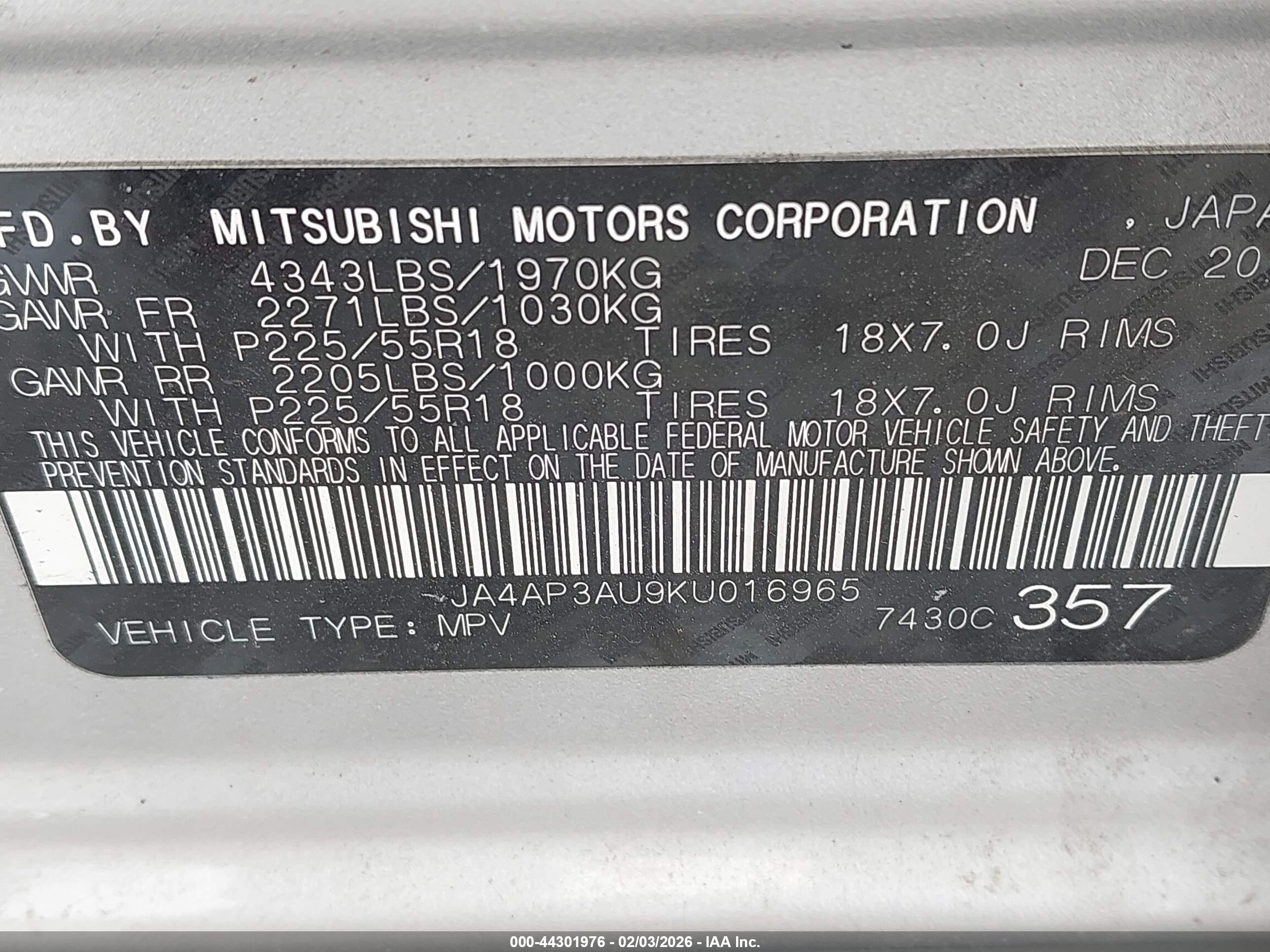 MITSUBISHI OUTLANDER image 9