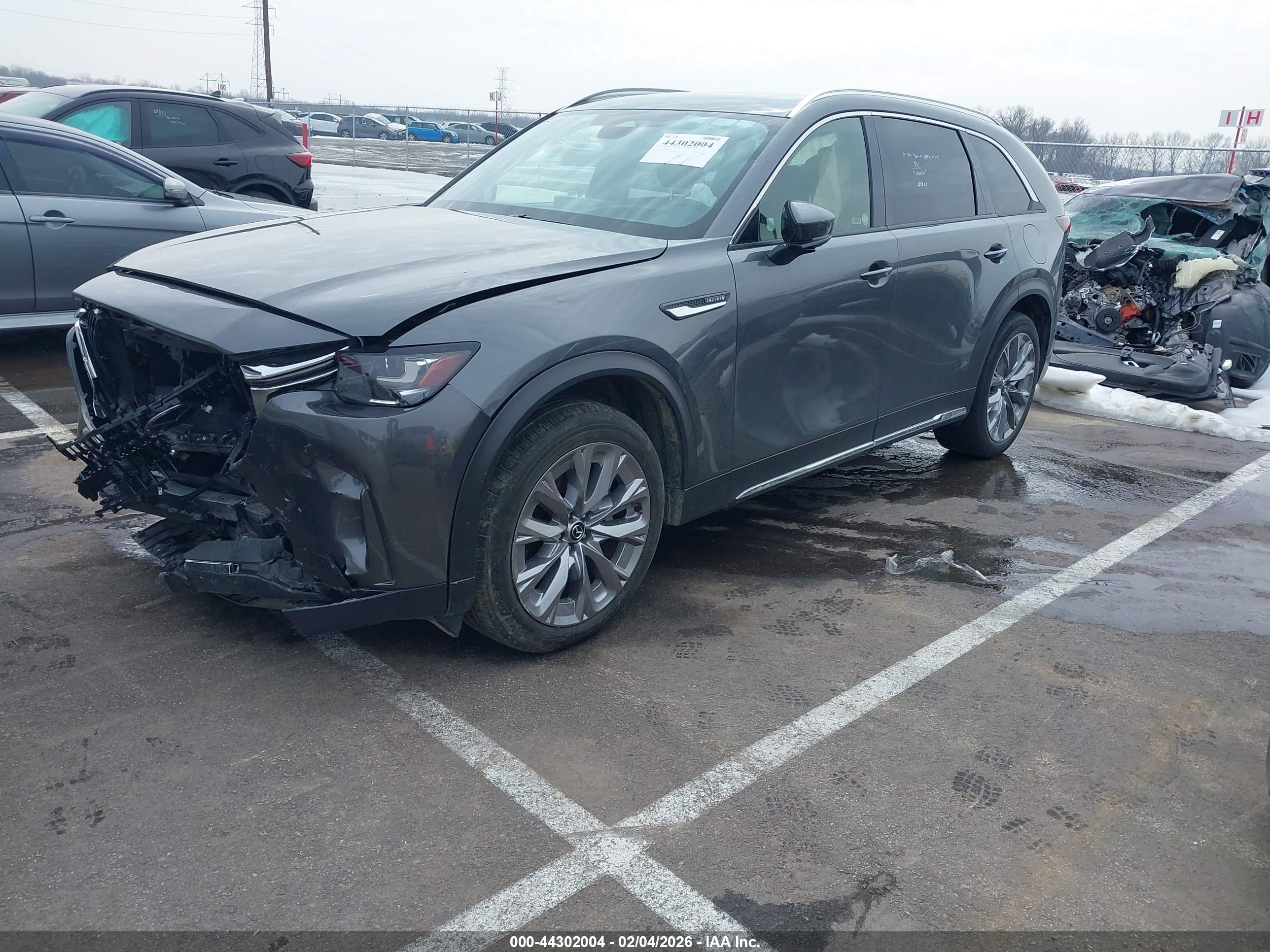 MAZDA CX-90 image 2