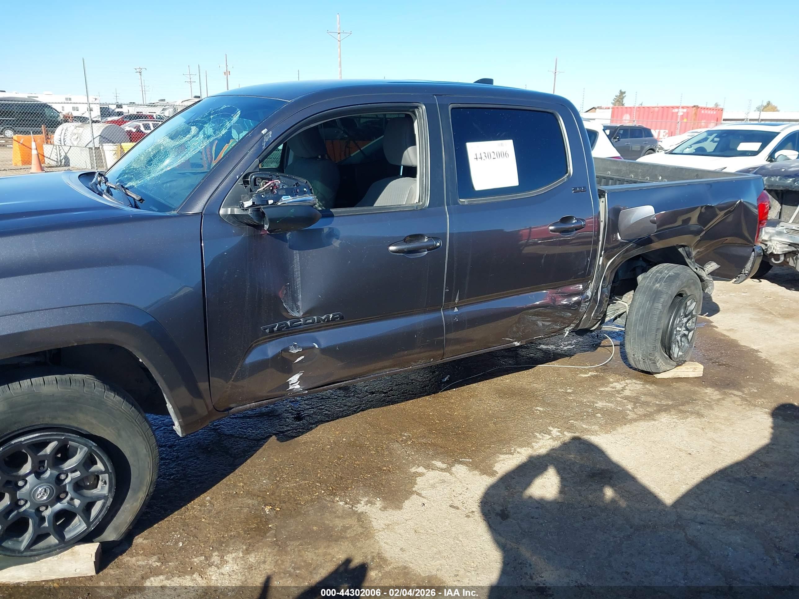 TOYOTA TACOMA image 6