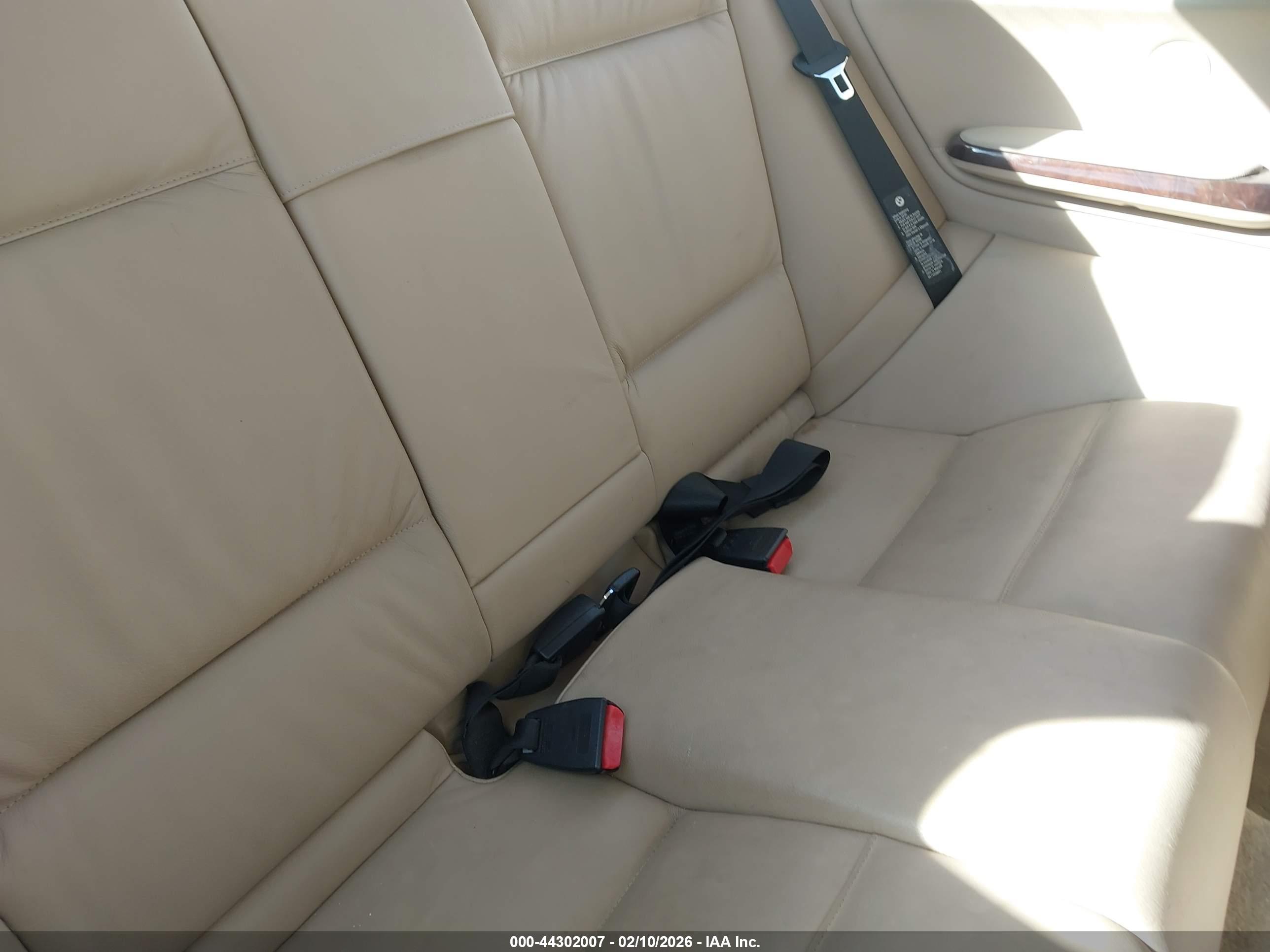 BMW 325CI image 8