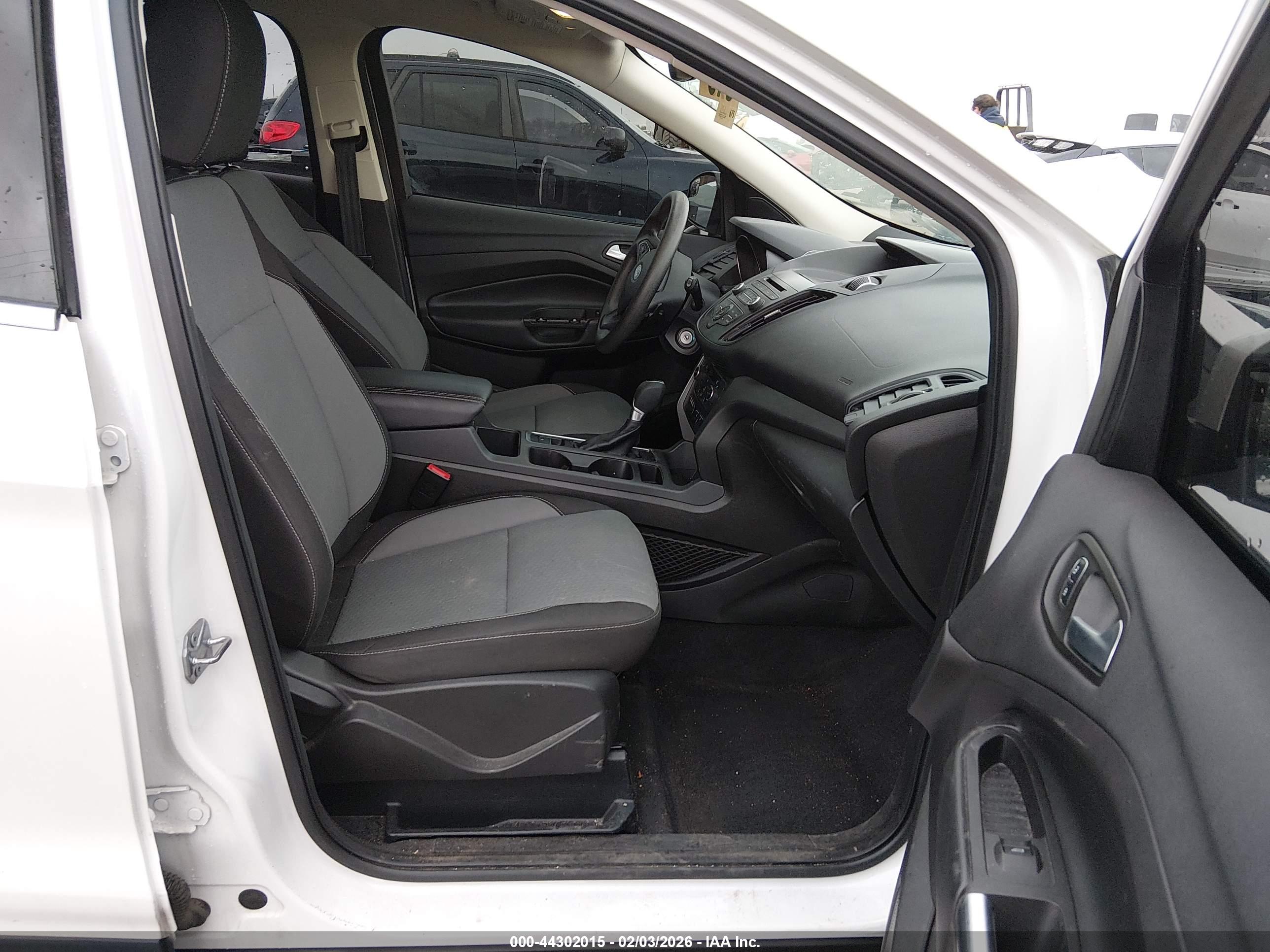 FORD ESCAPE image 5