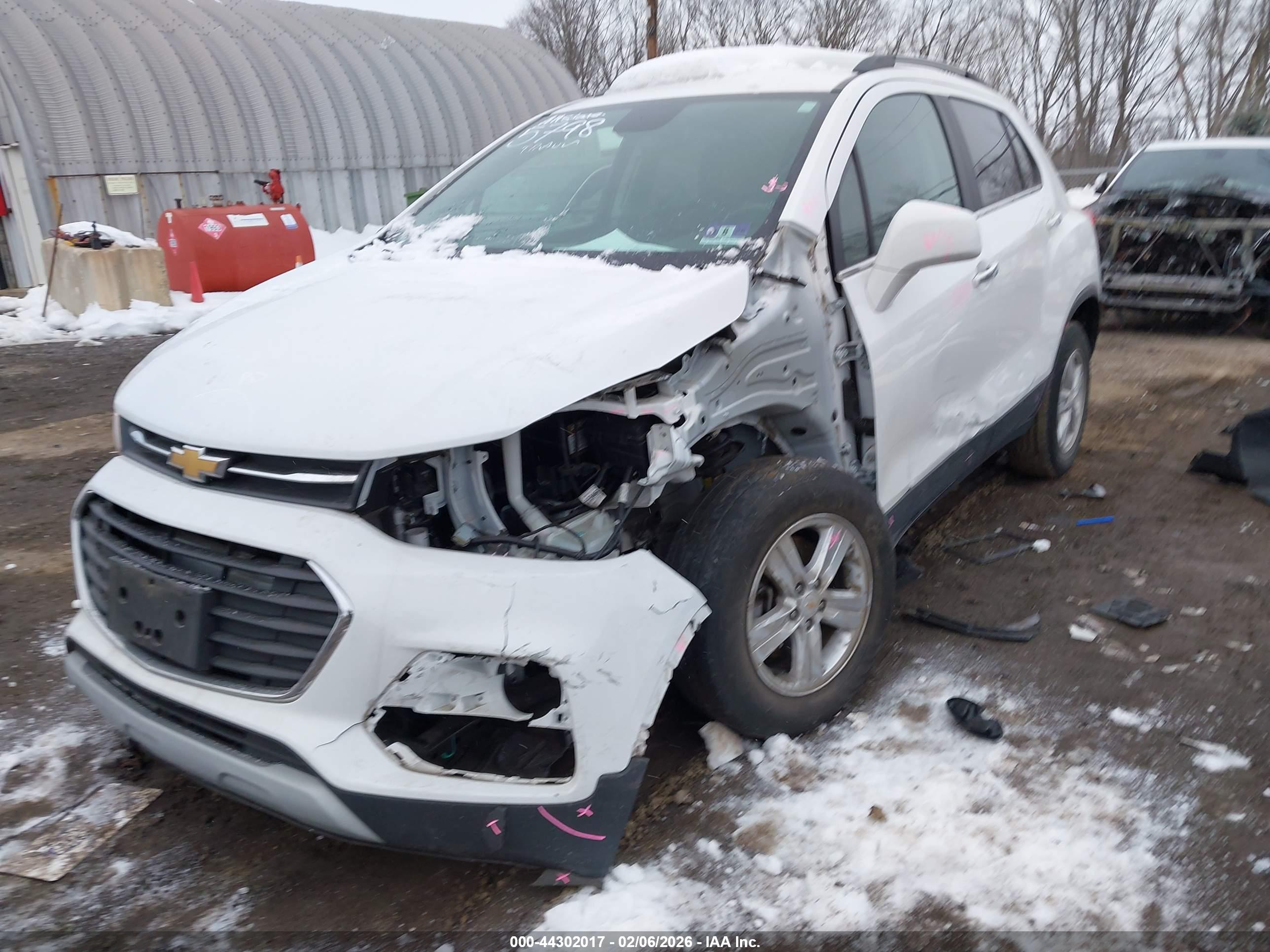 CHEVROLET TRAX image 6