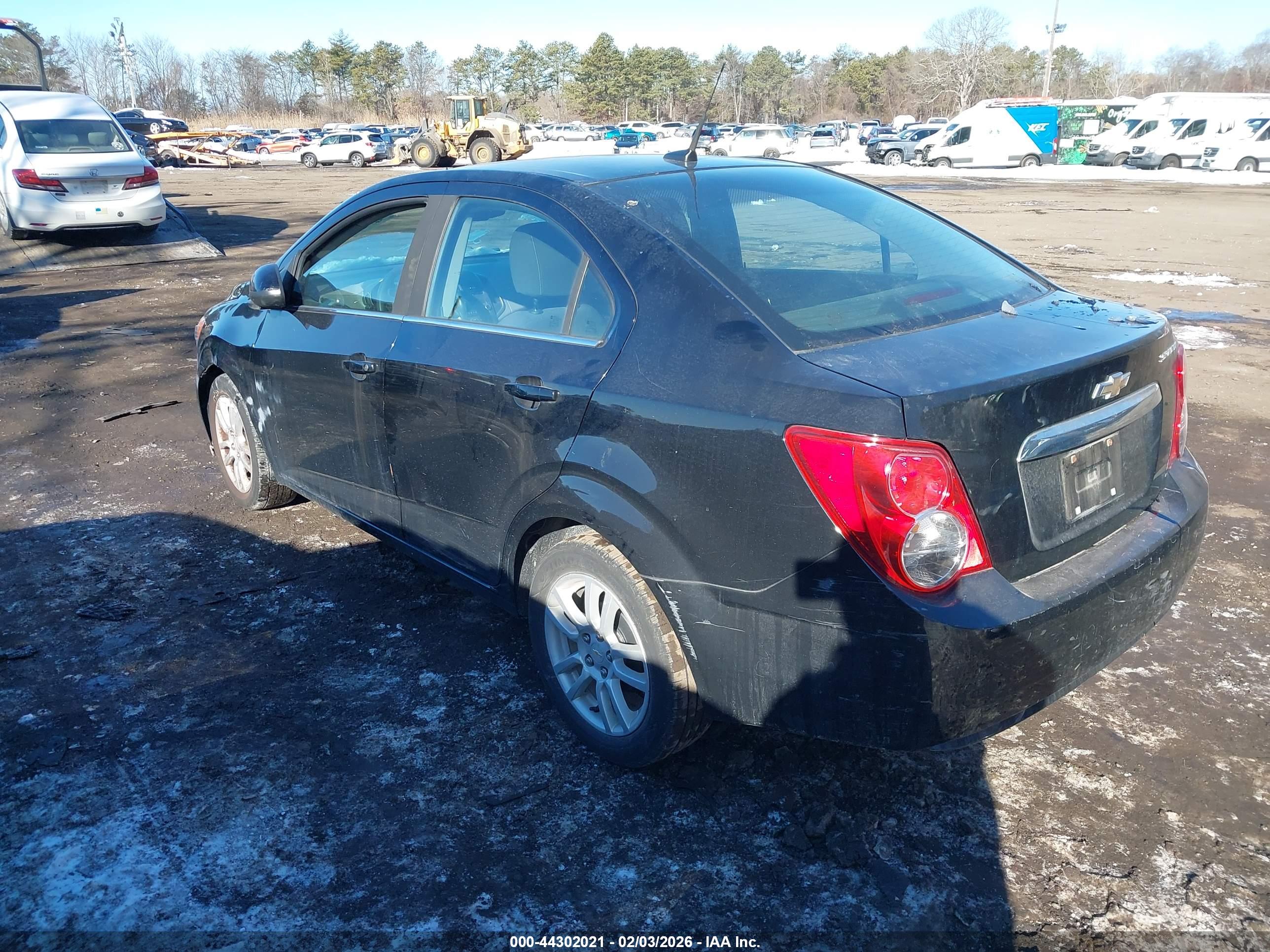CHEVROLET SONIC image 3