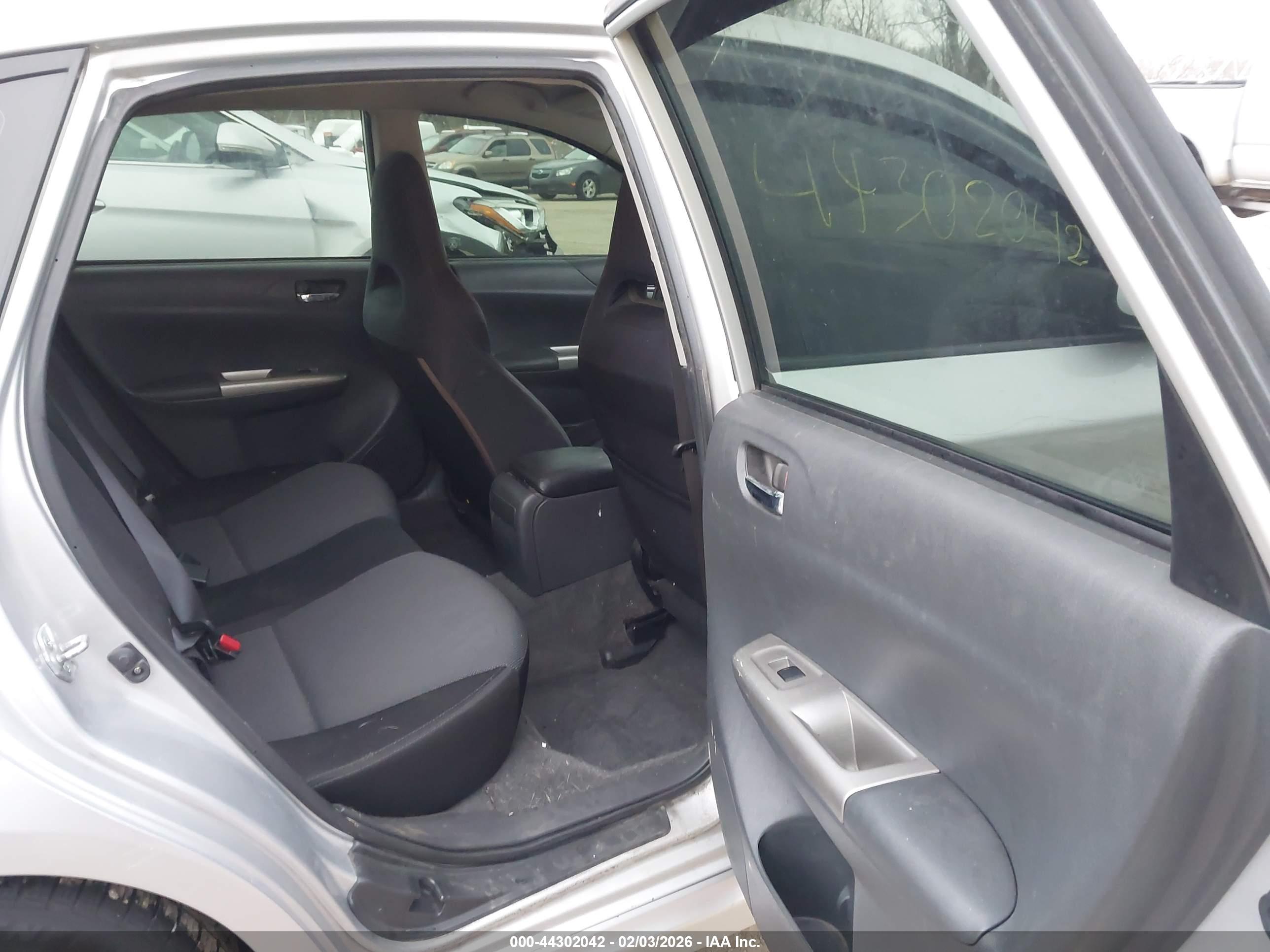 SUBARU IMPREZA image 8