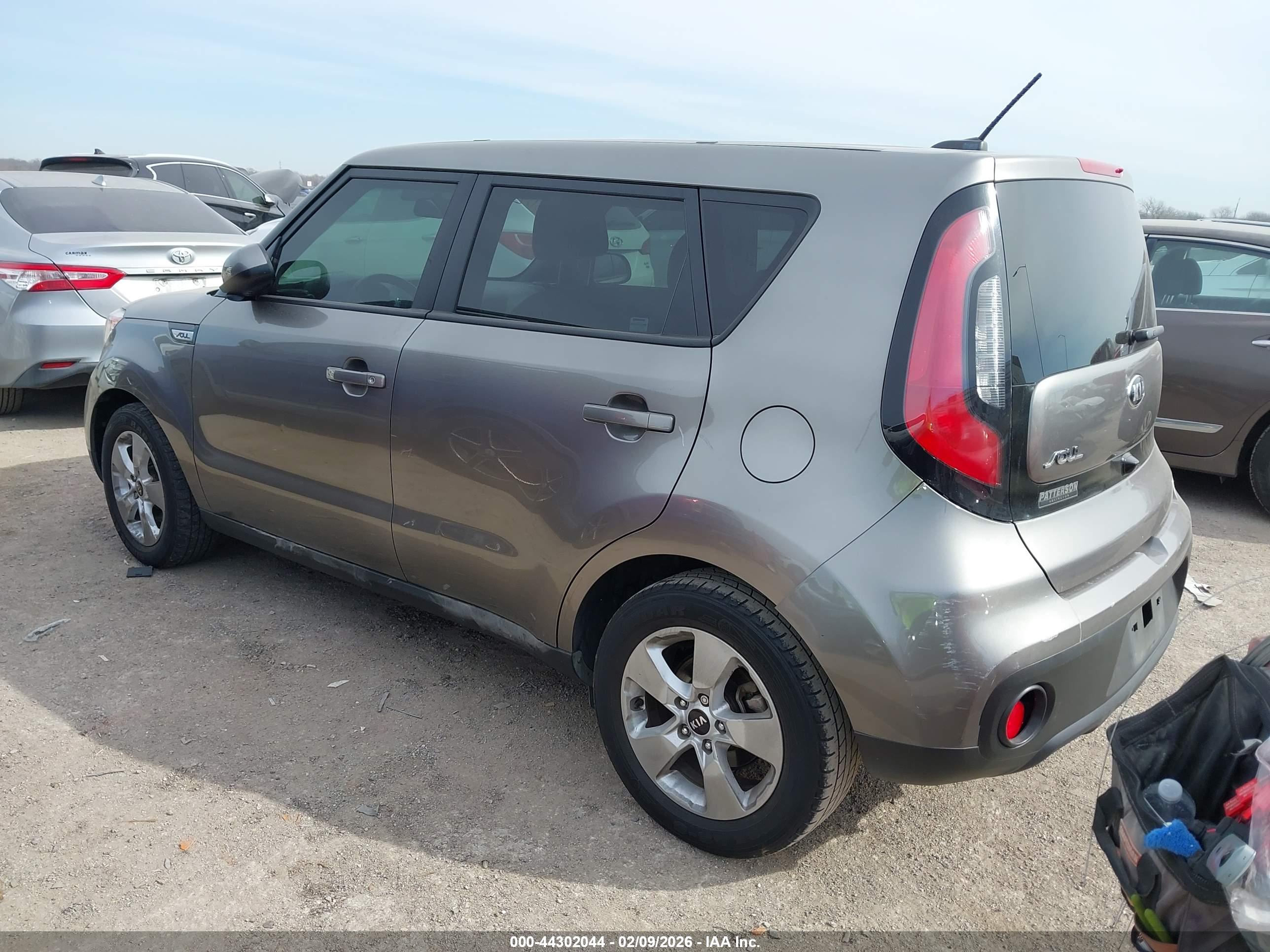 KIA SOUL image 3