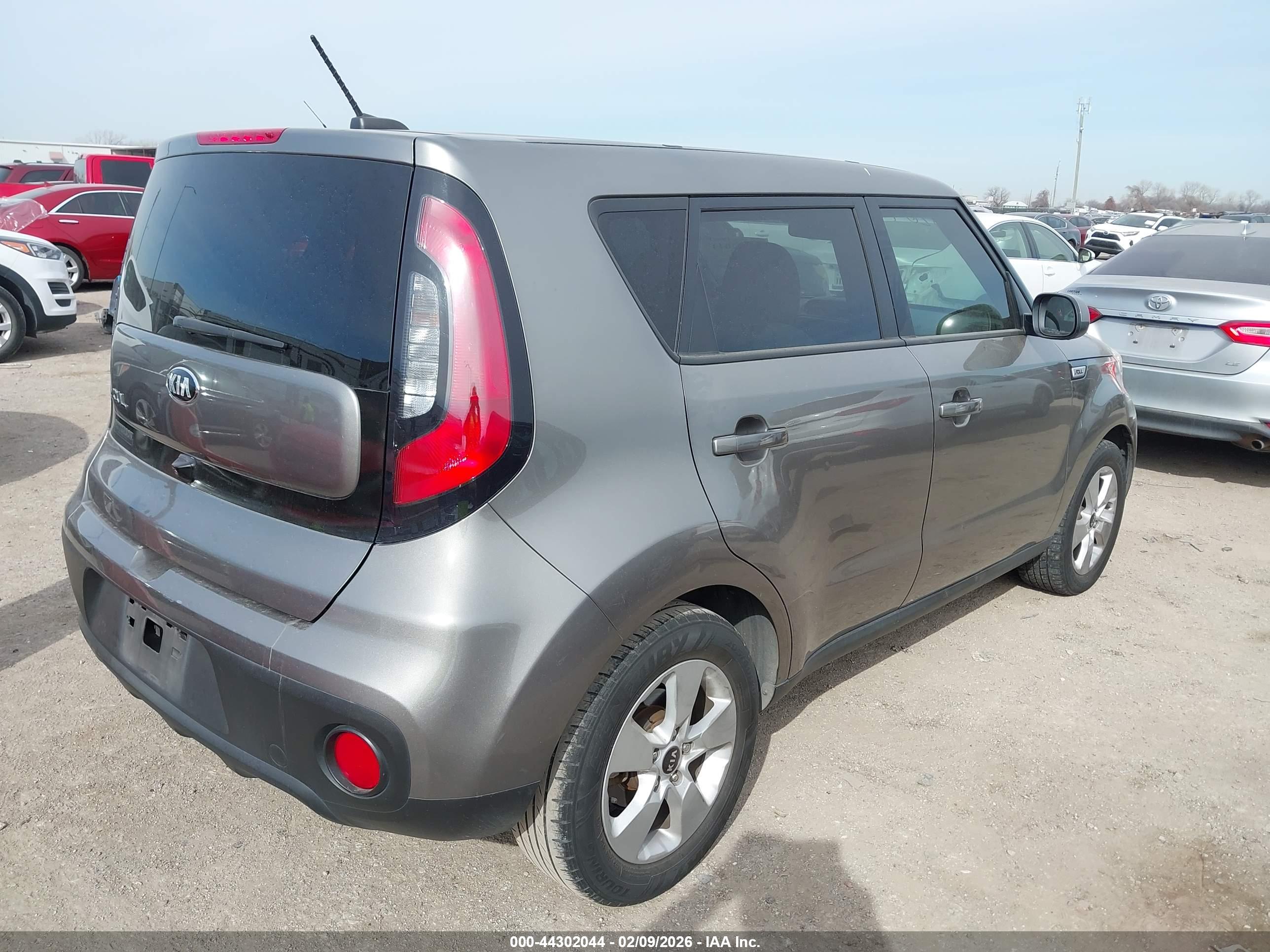 KIA SOUL image 4