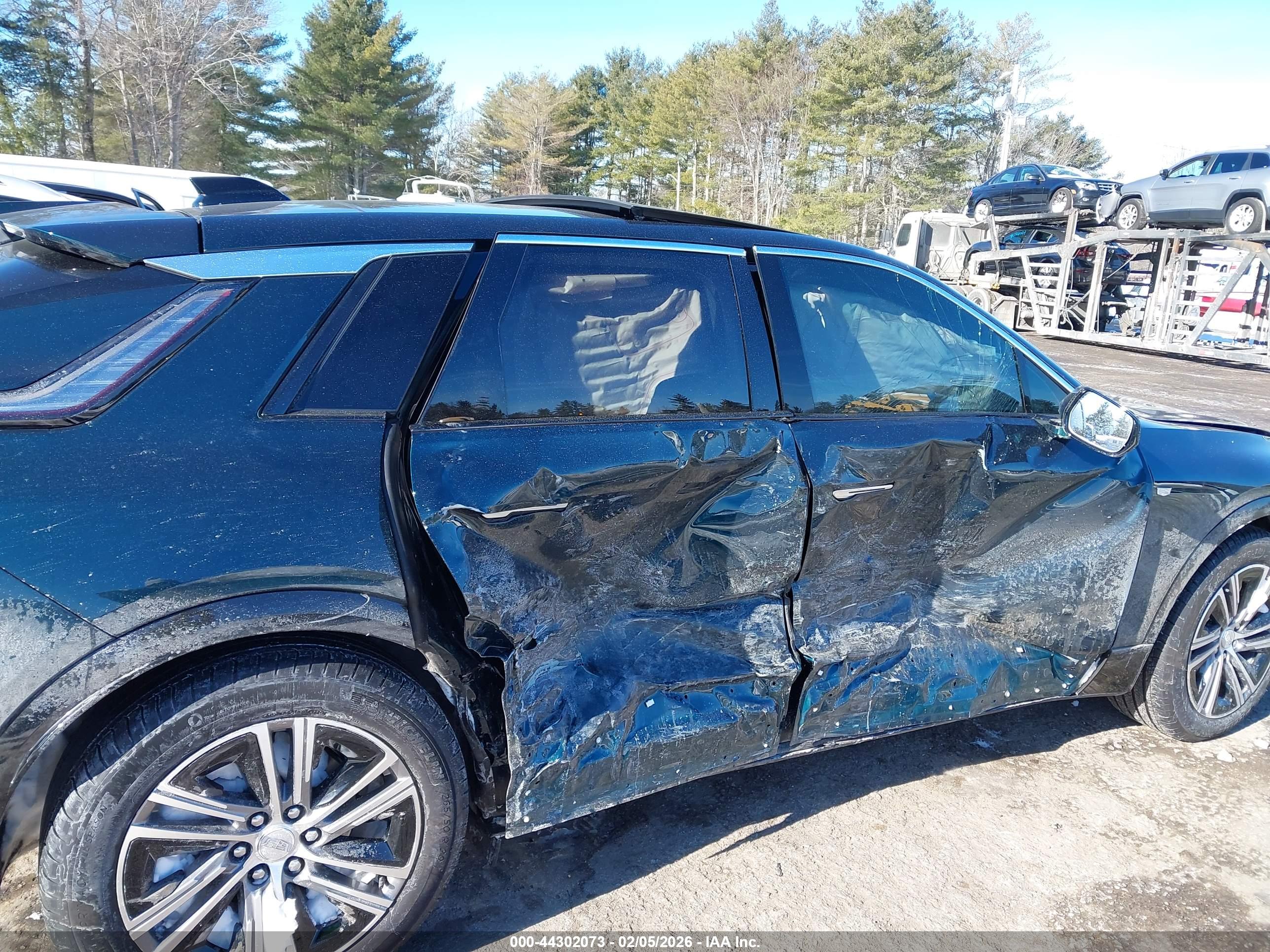 CADILLAC LYRIQ image 6