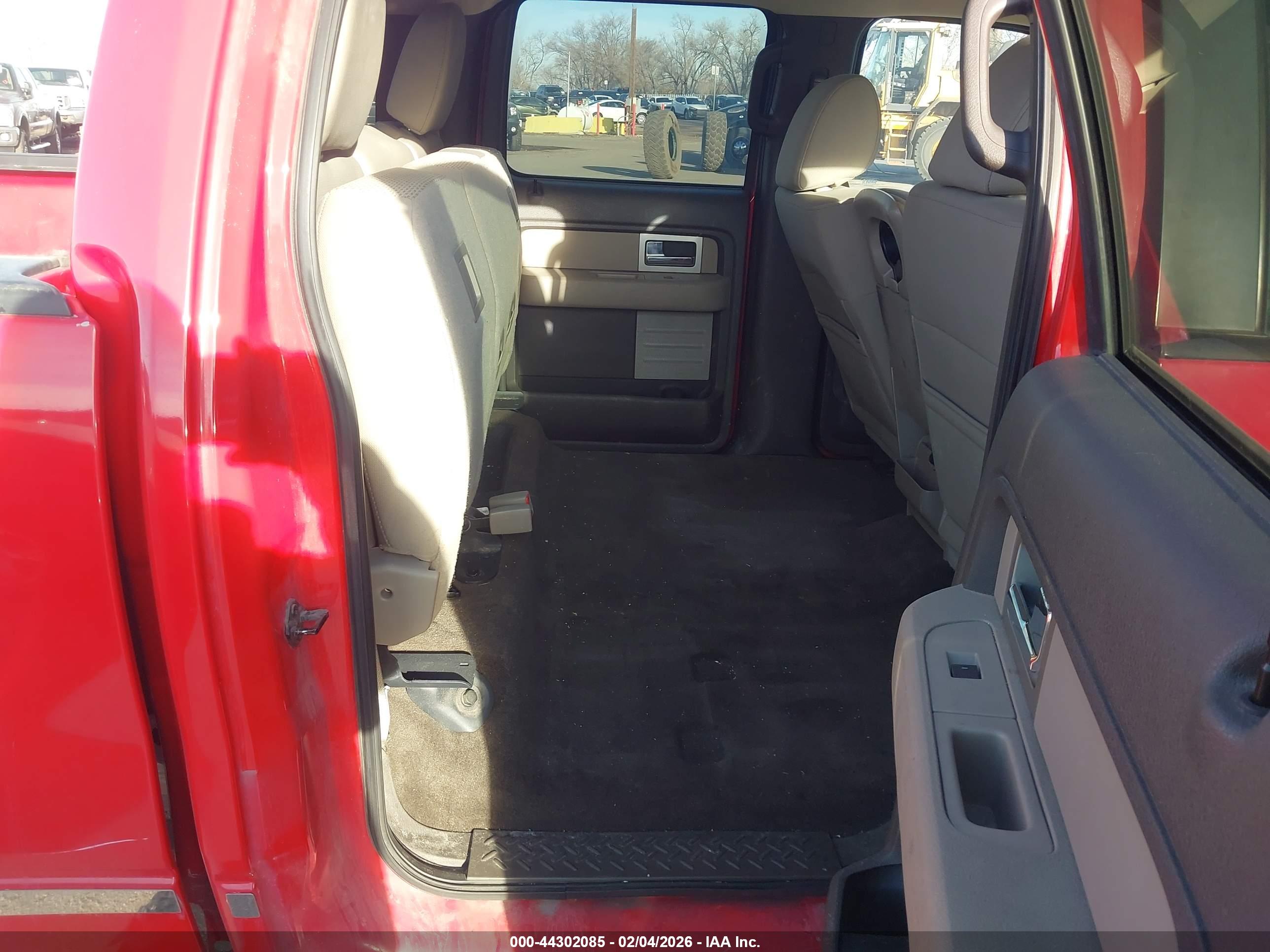 FORD F-150 image 8