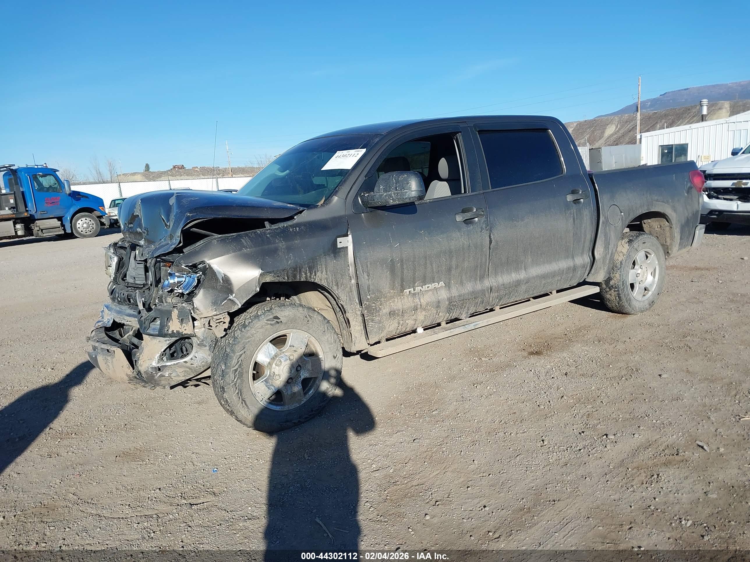 TOYOTA TUNDRA image 2