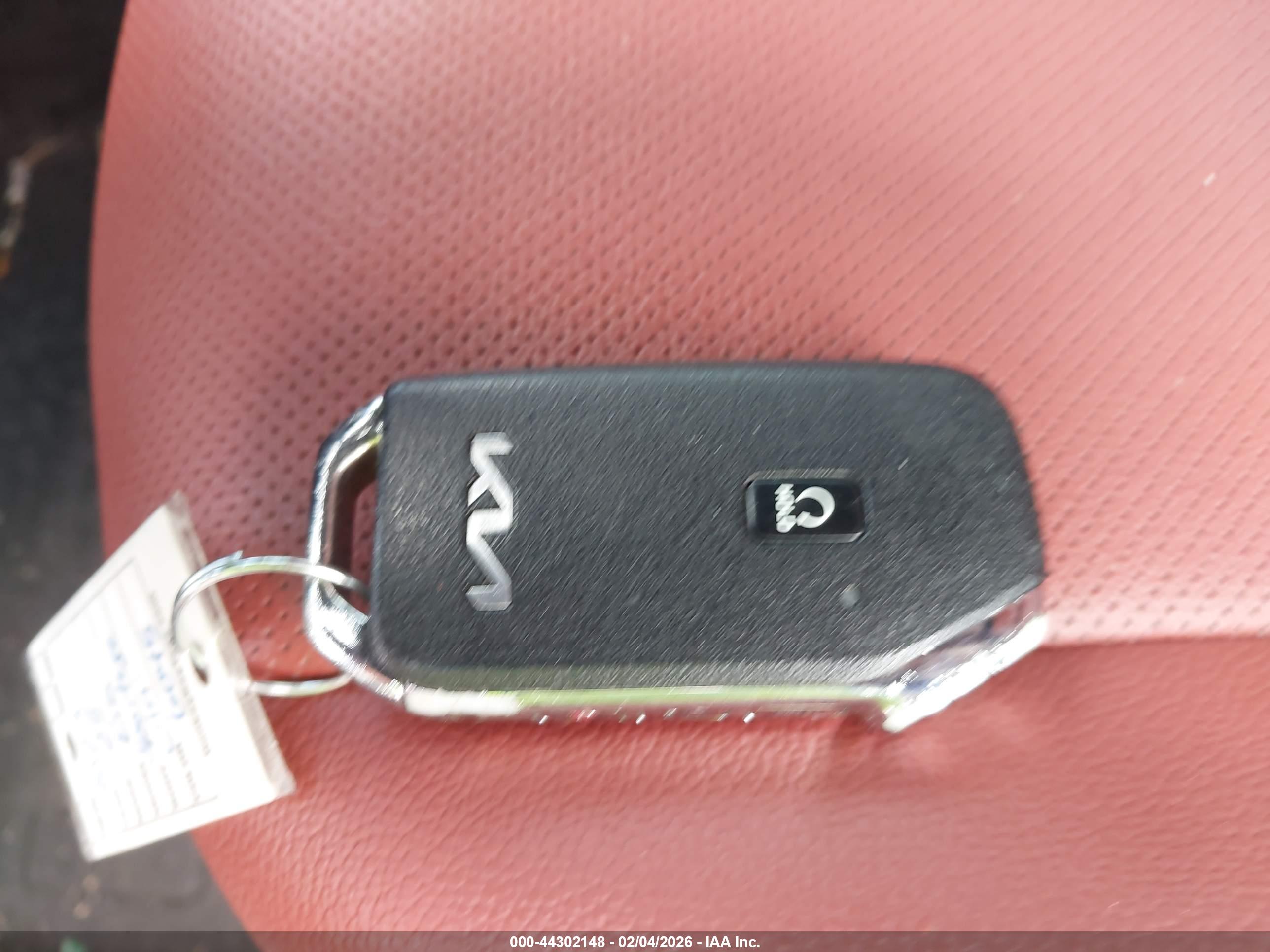 KIA SPORTAGE image 11
