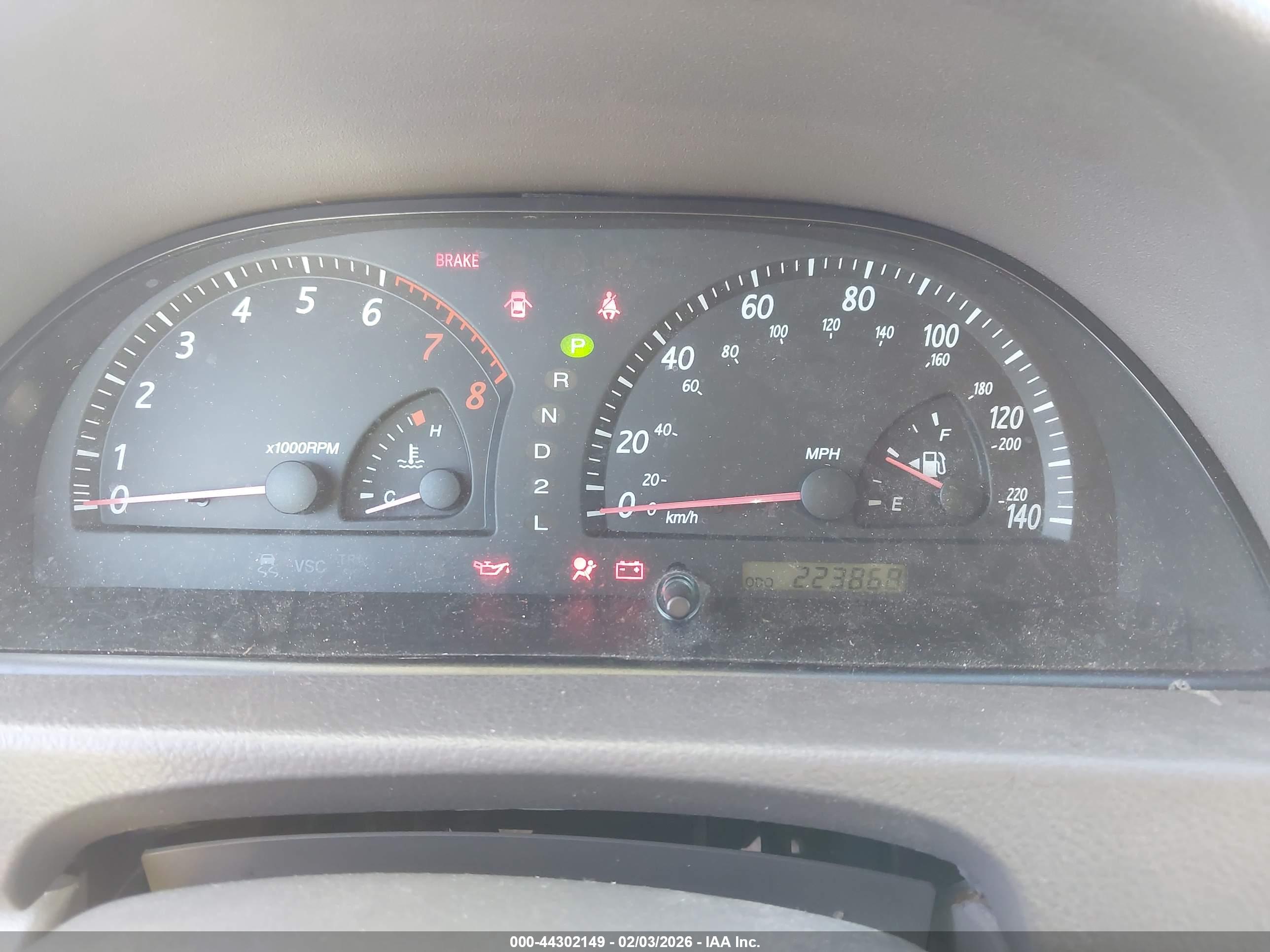TOYOTA CAMRY image 7