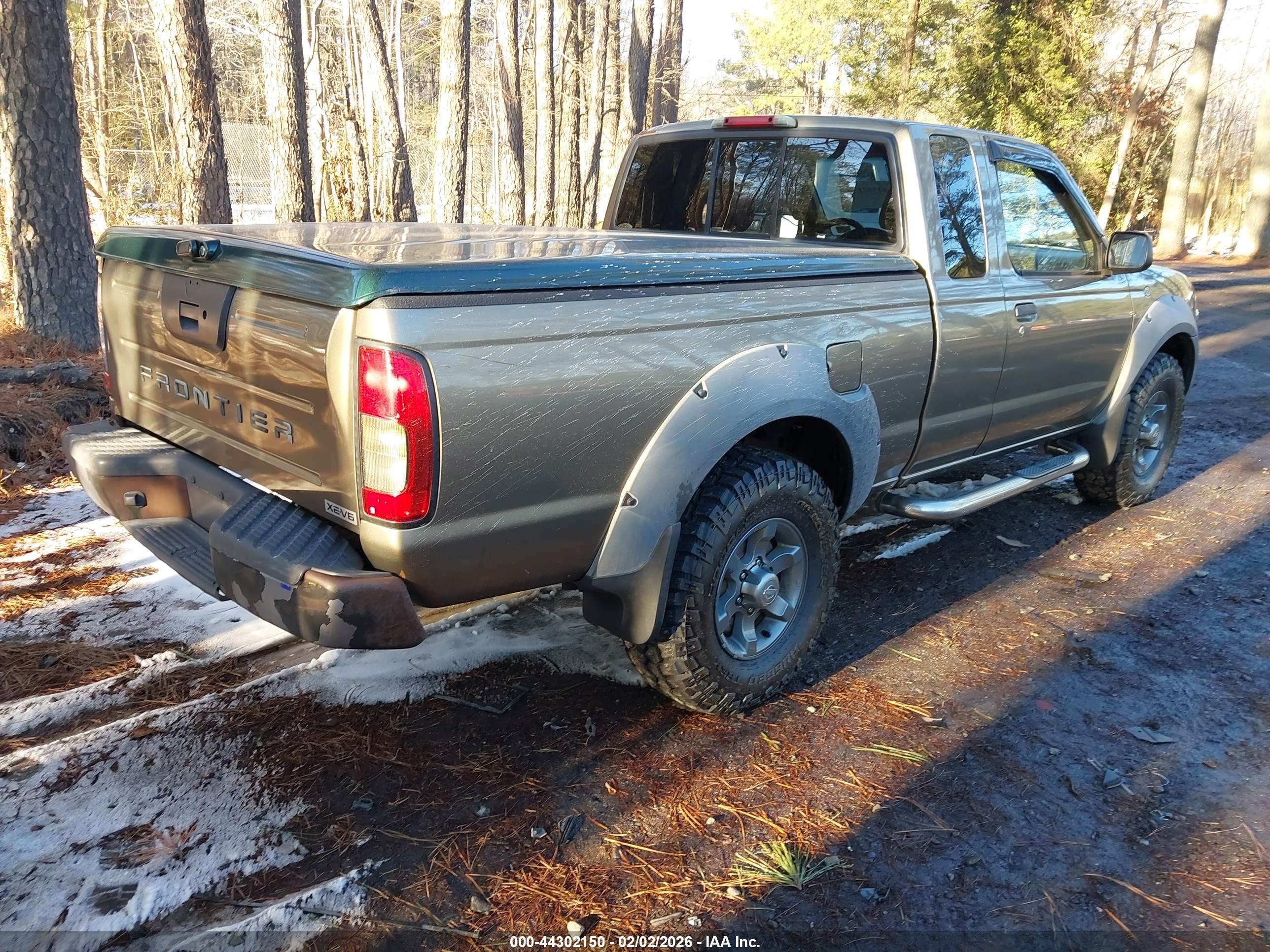 NISSAN FRONTIER image 4