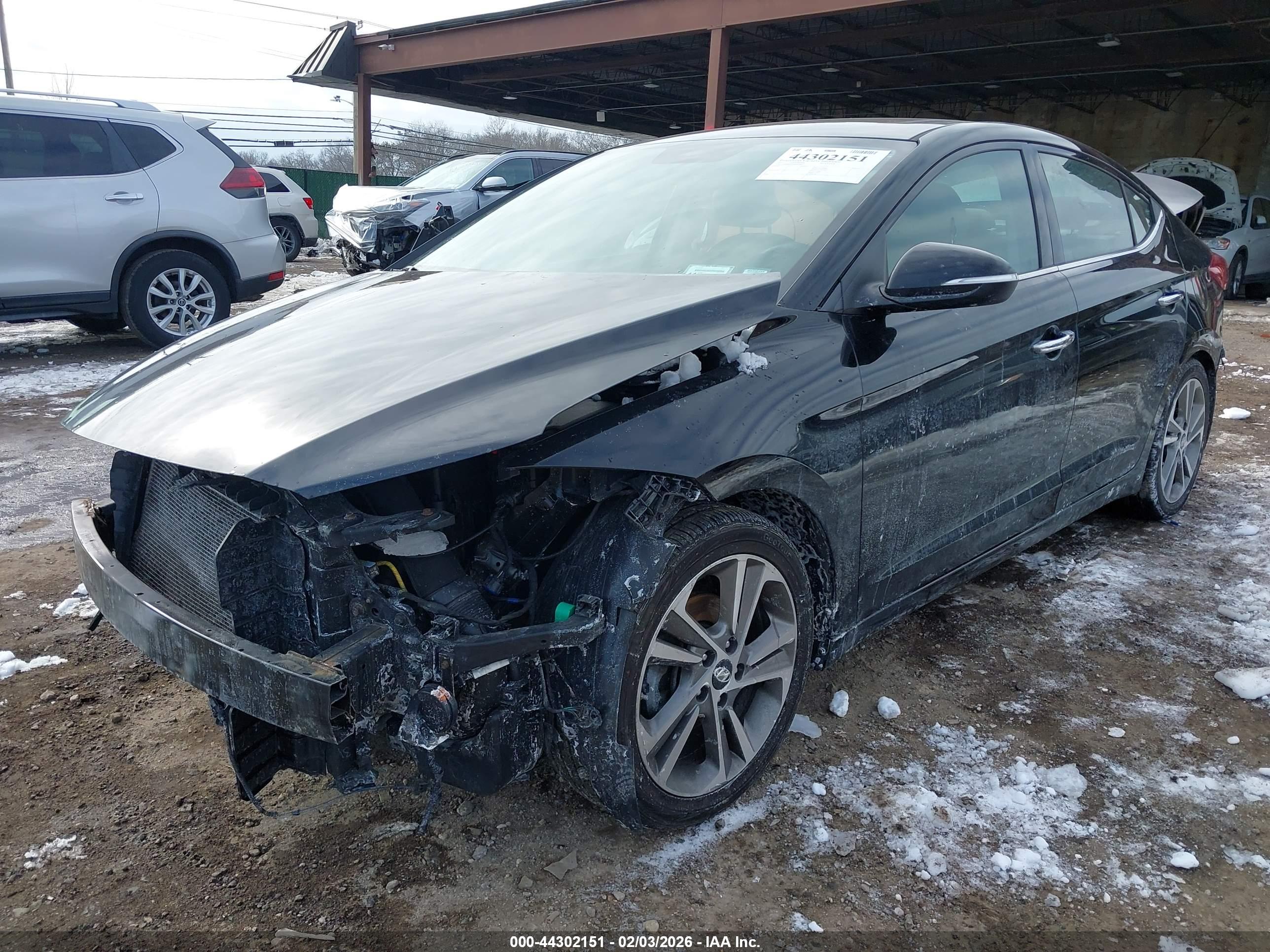 HYUNDAI ELANTRA image 2