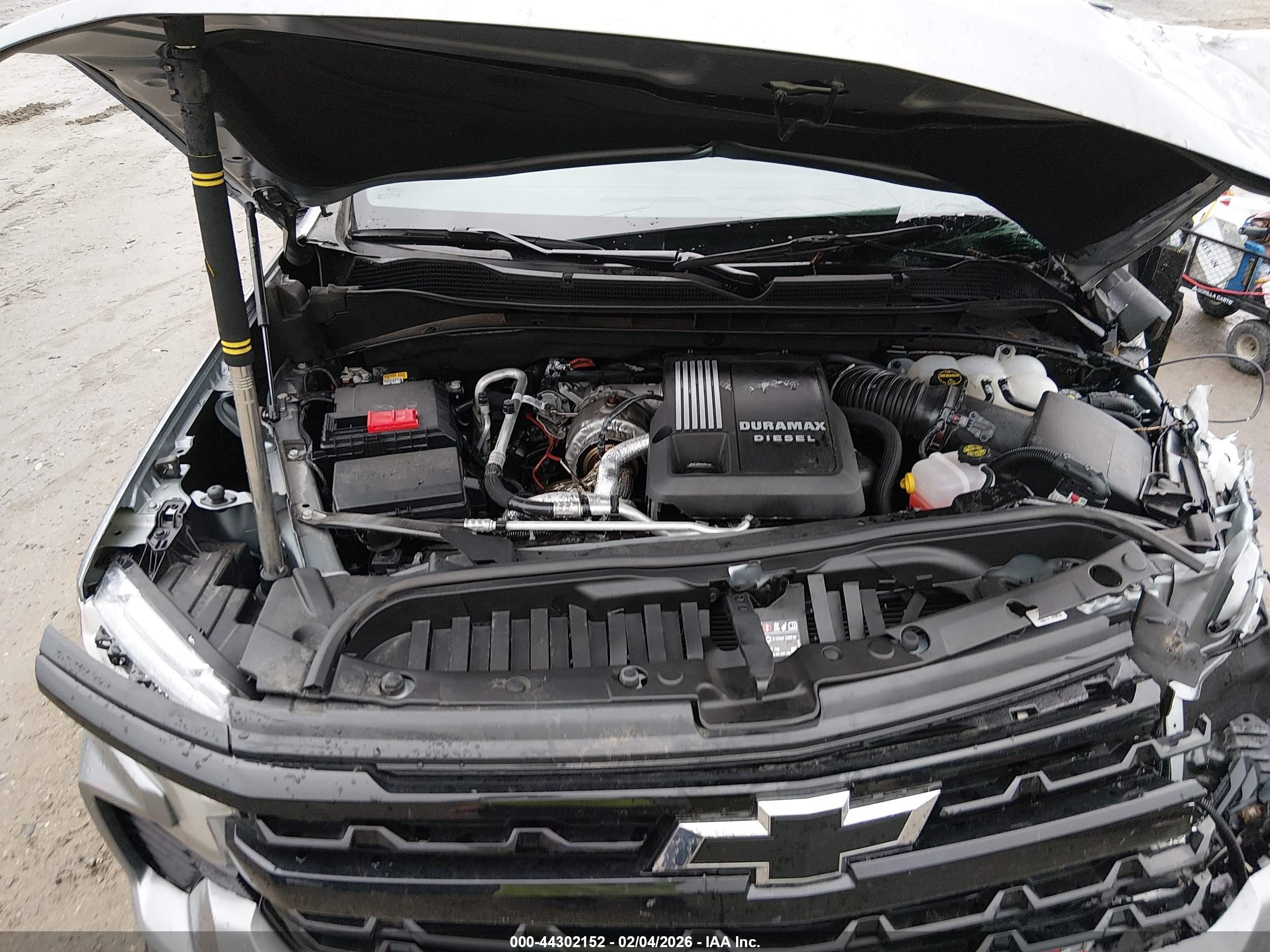 CHEVROLET SILVERADO image 10
