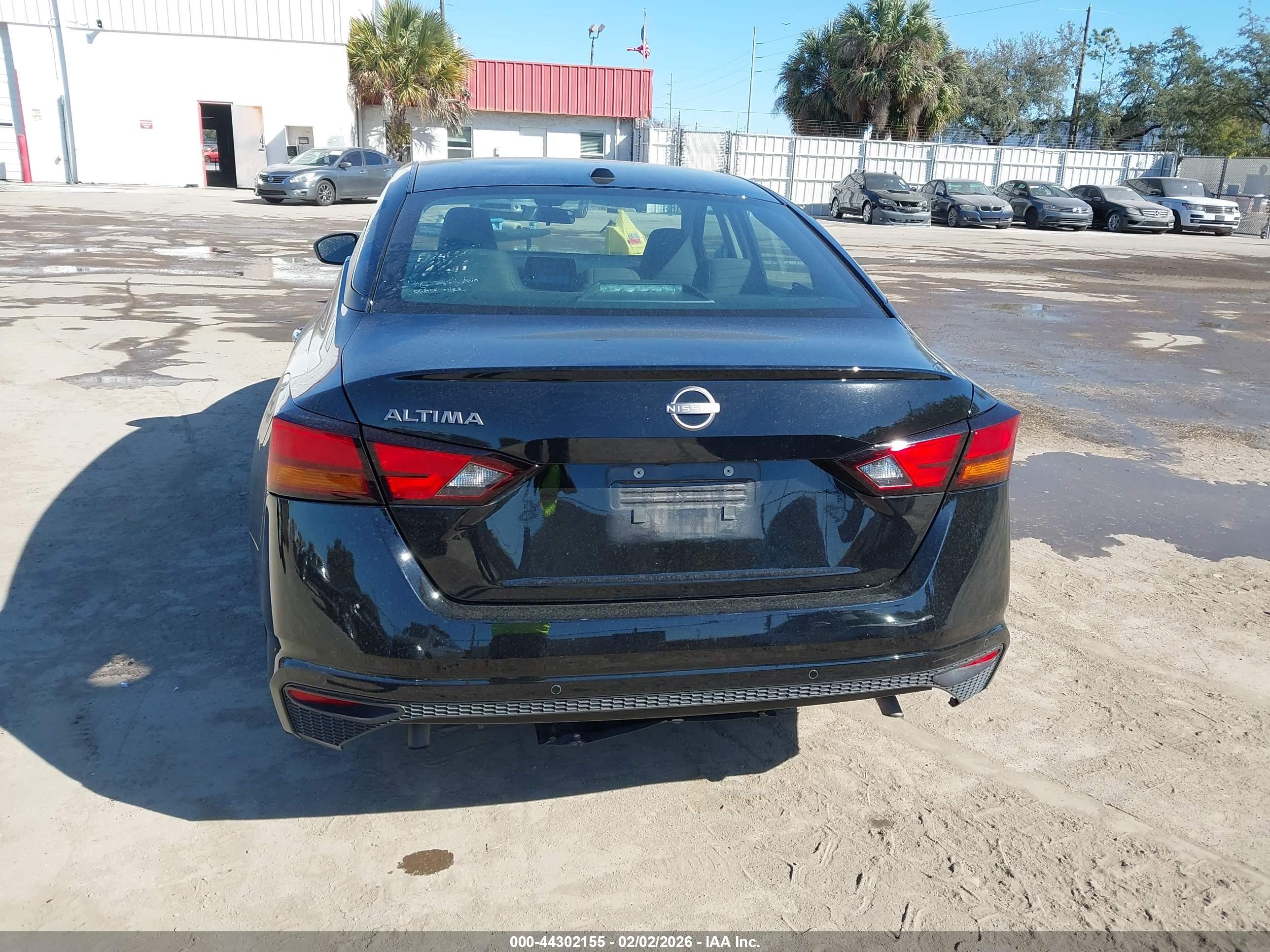 NISSAN ALTIMA image 6