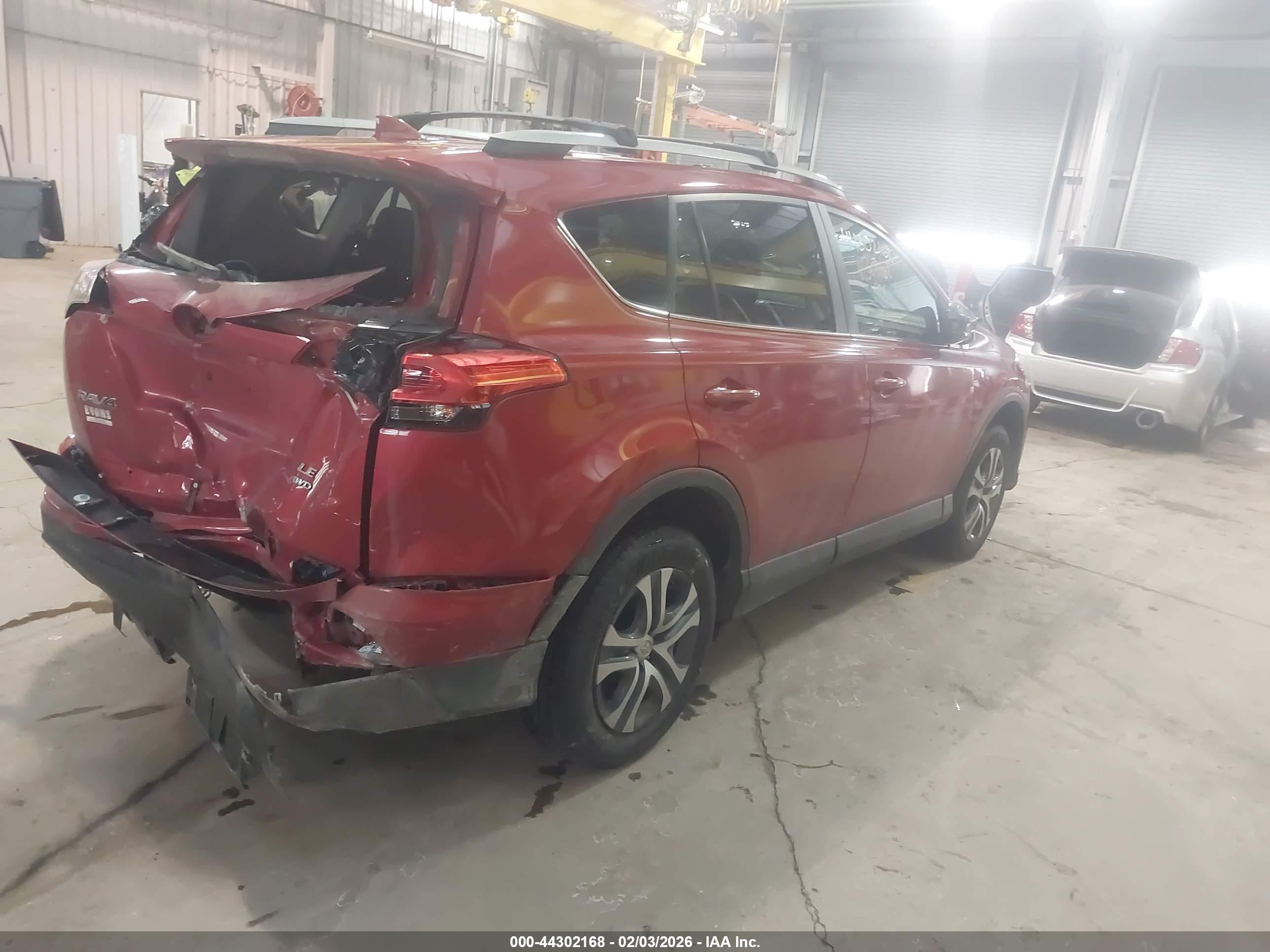 TOYOTA RAV4 image 4