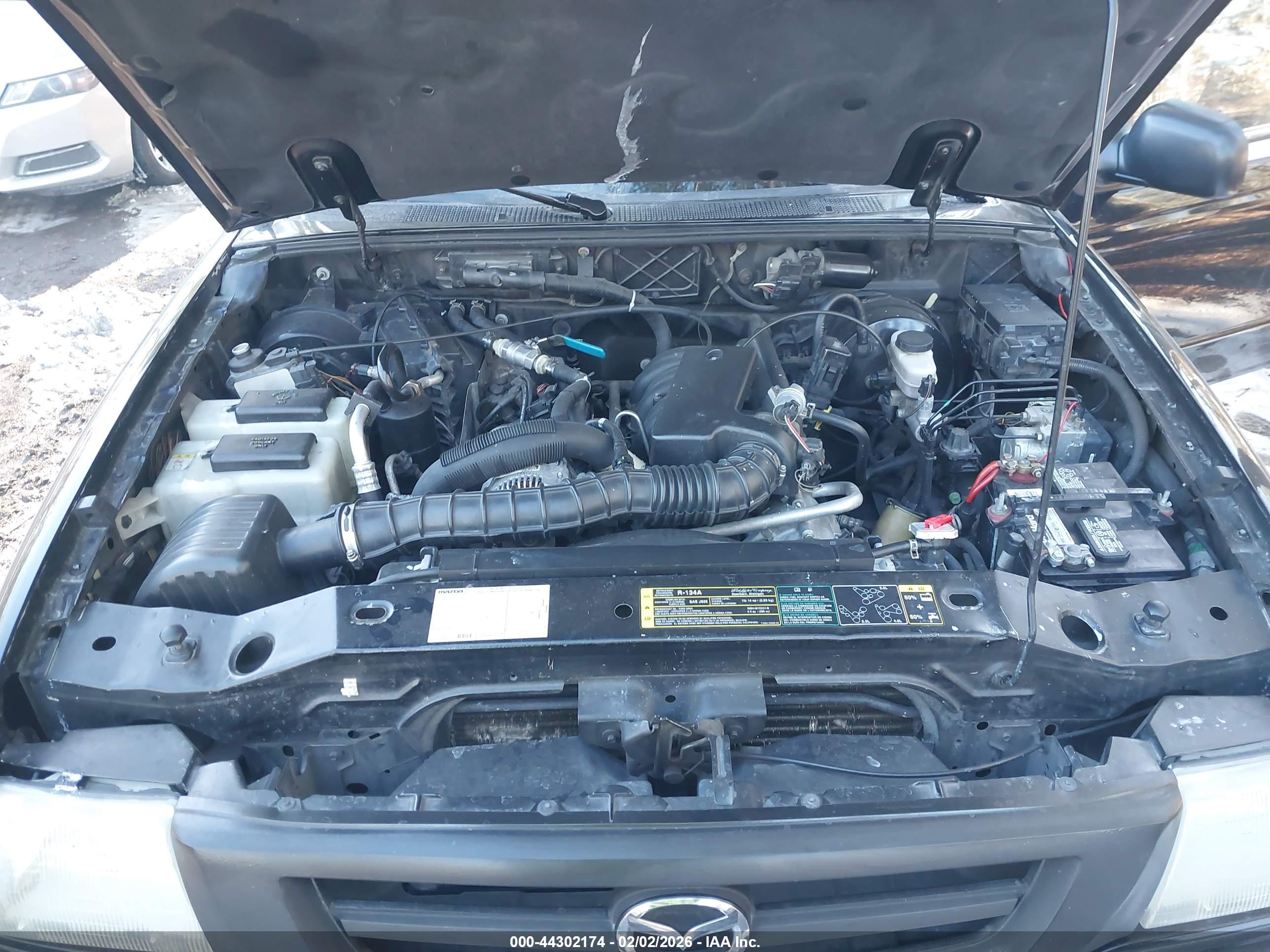 MAZDA B3000 image 10