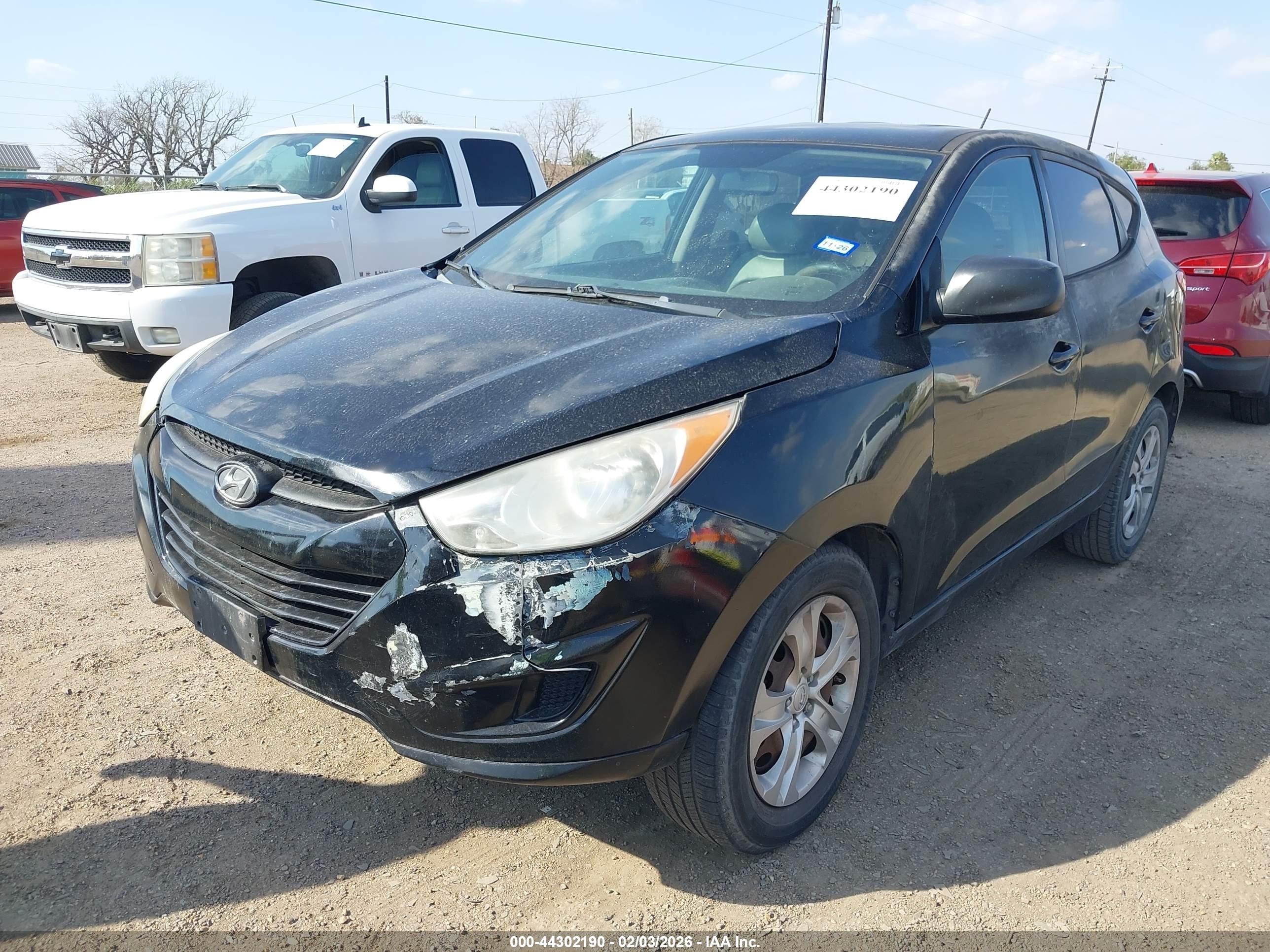 HYUNDAI TUCSON image 6