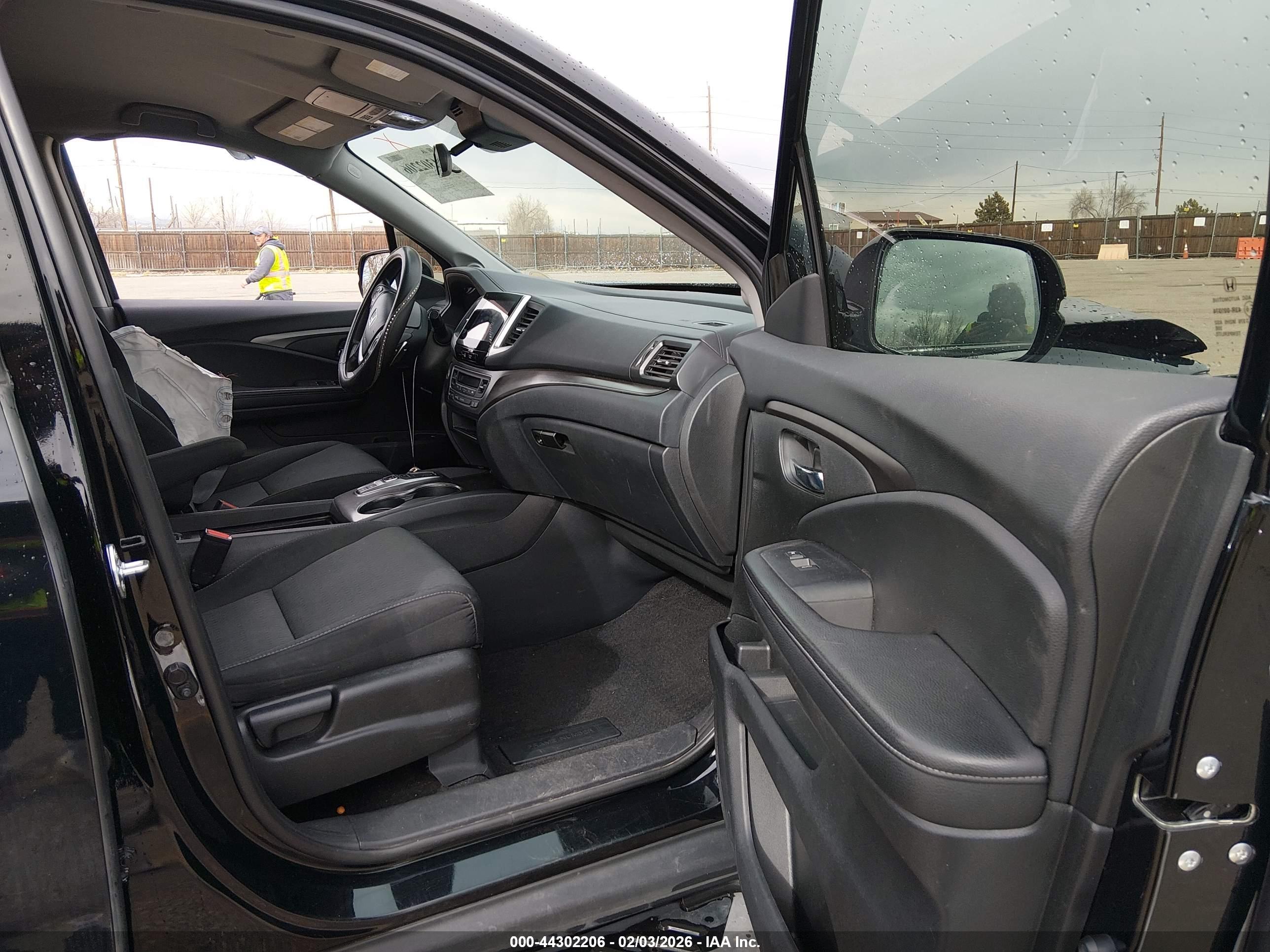 HONDA RIDGELINE image 5