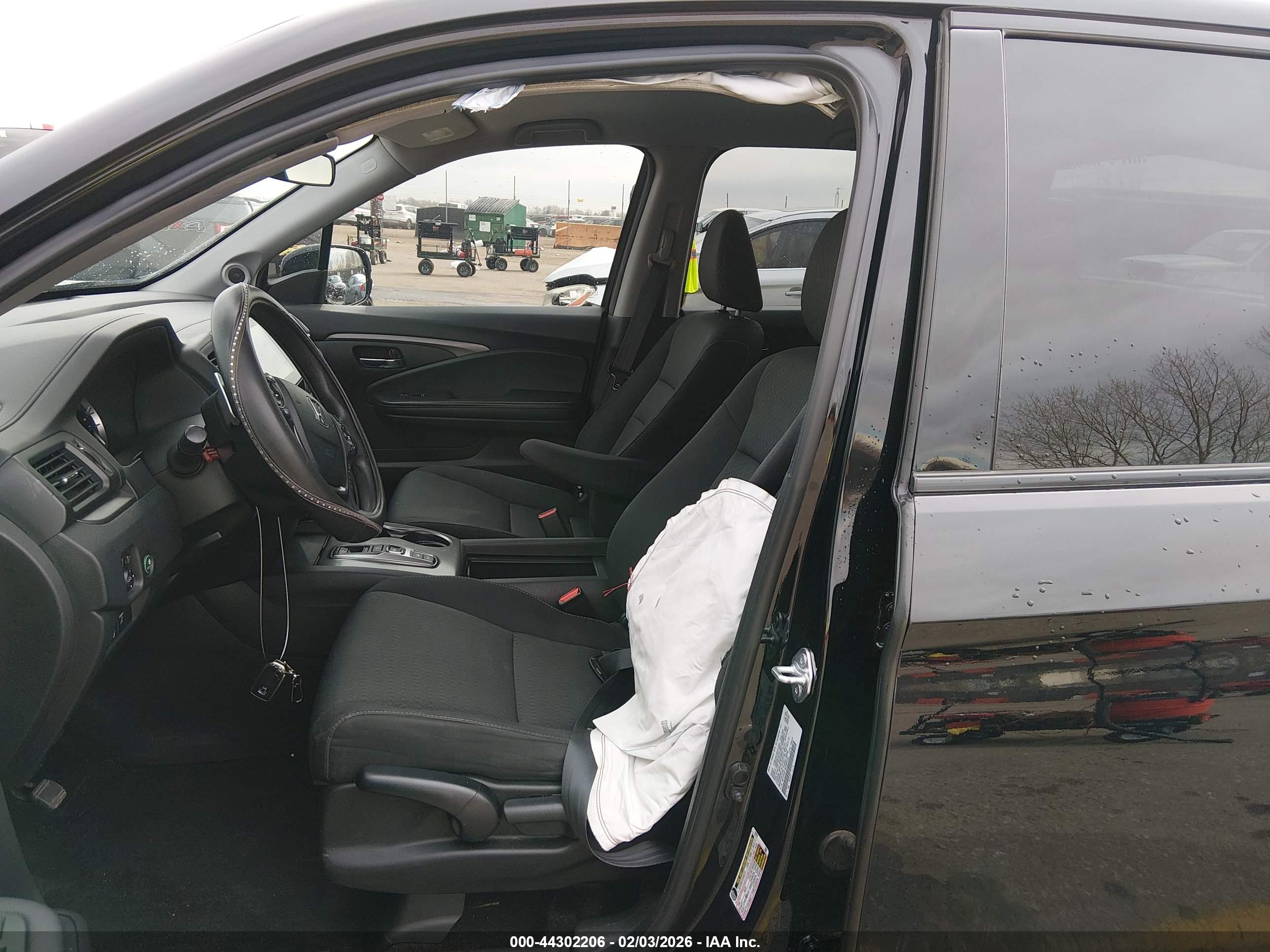 HONDA RIDGELINE image 6