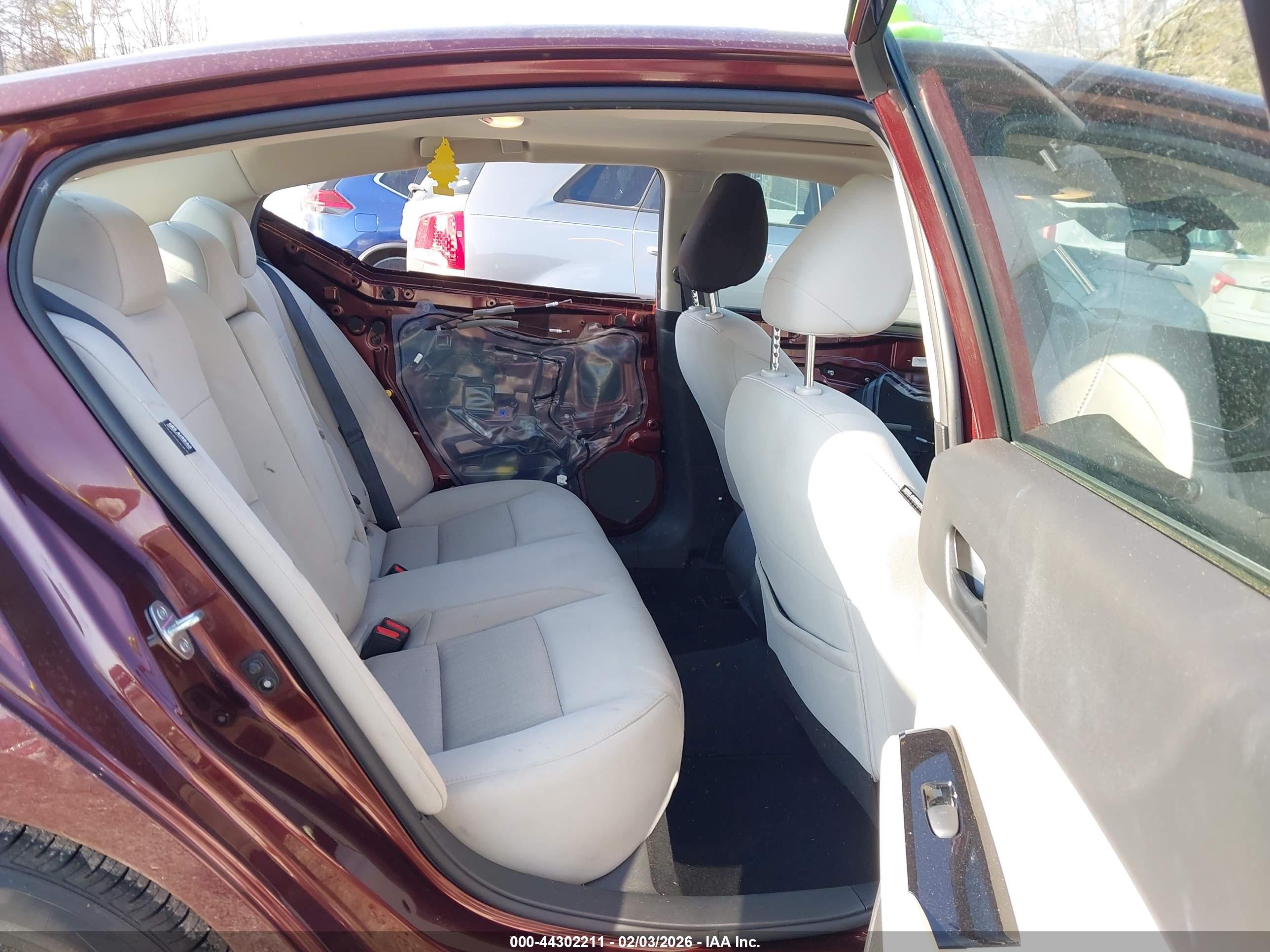 NISSAN ALTIMA image 8