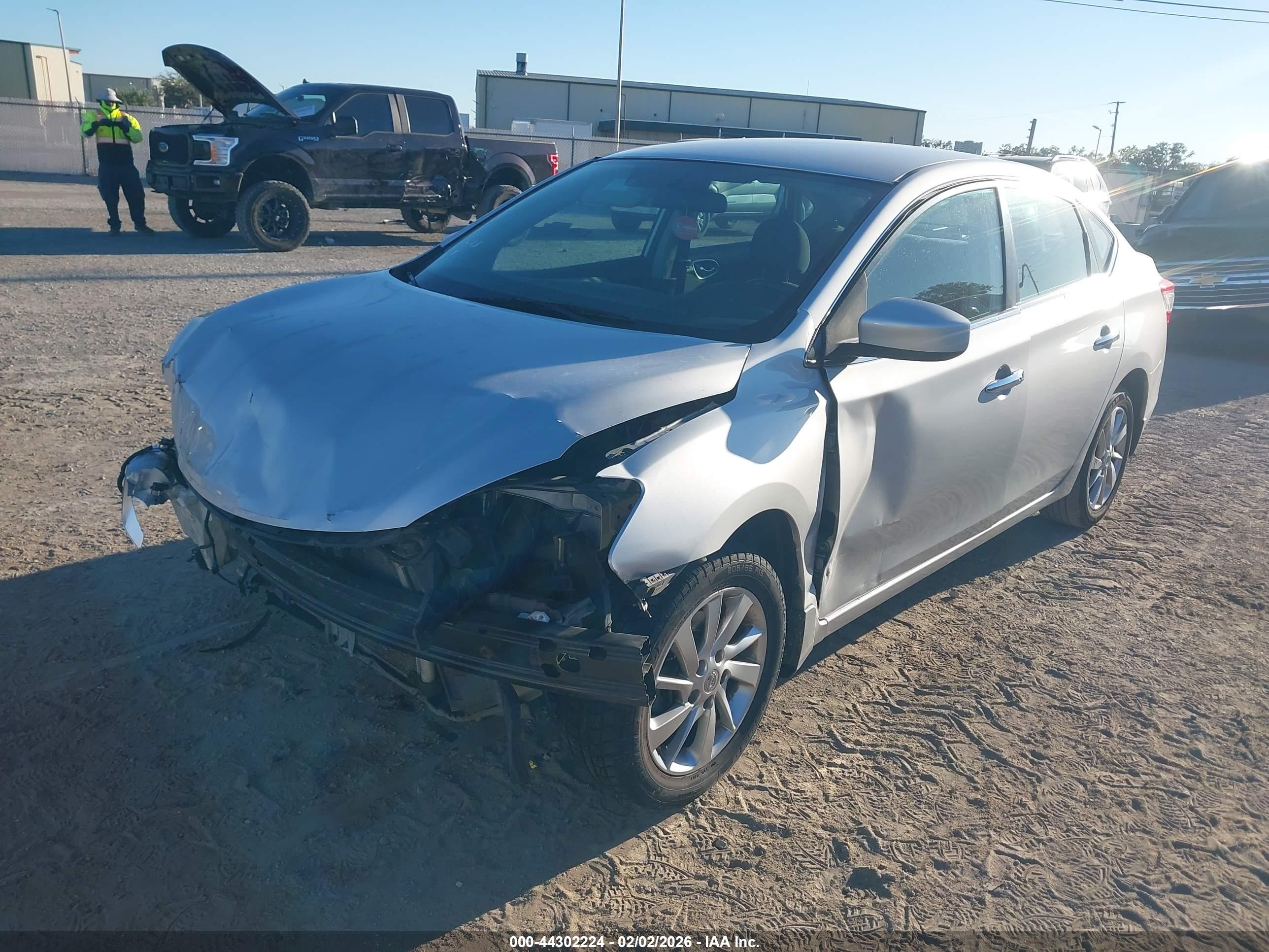 NISSAN SENTRA image 2