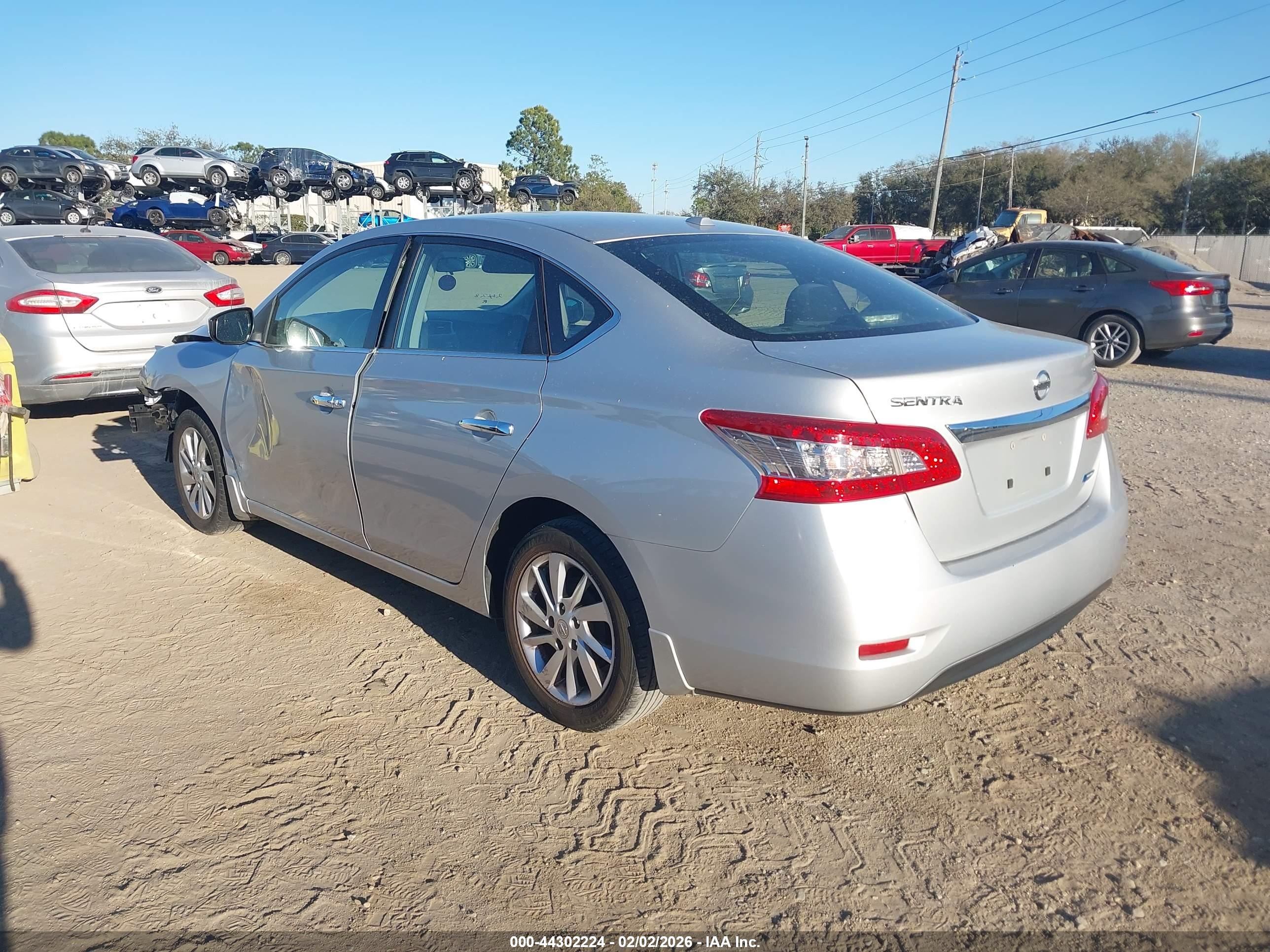 NISSAN SENTRA image 3