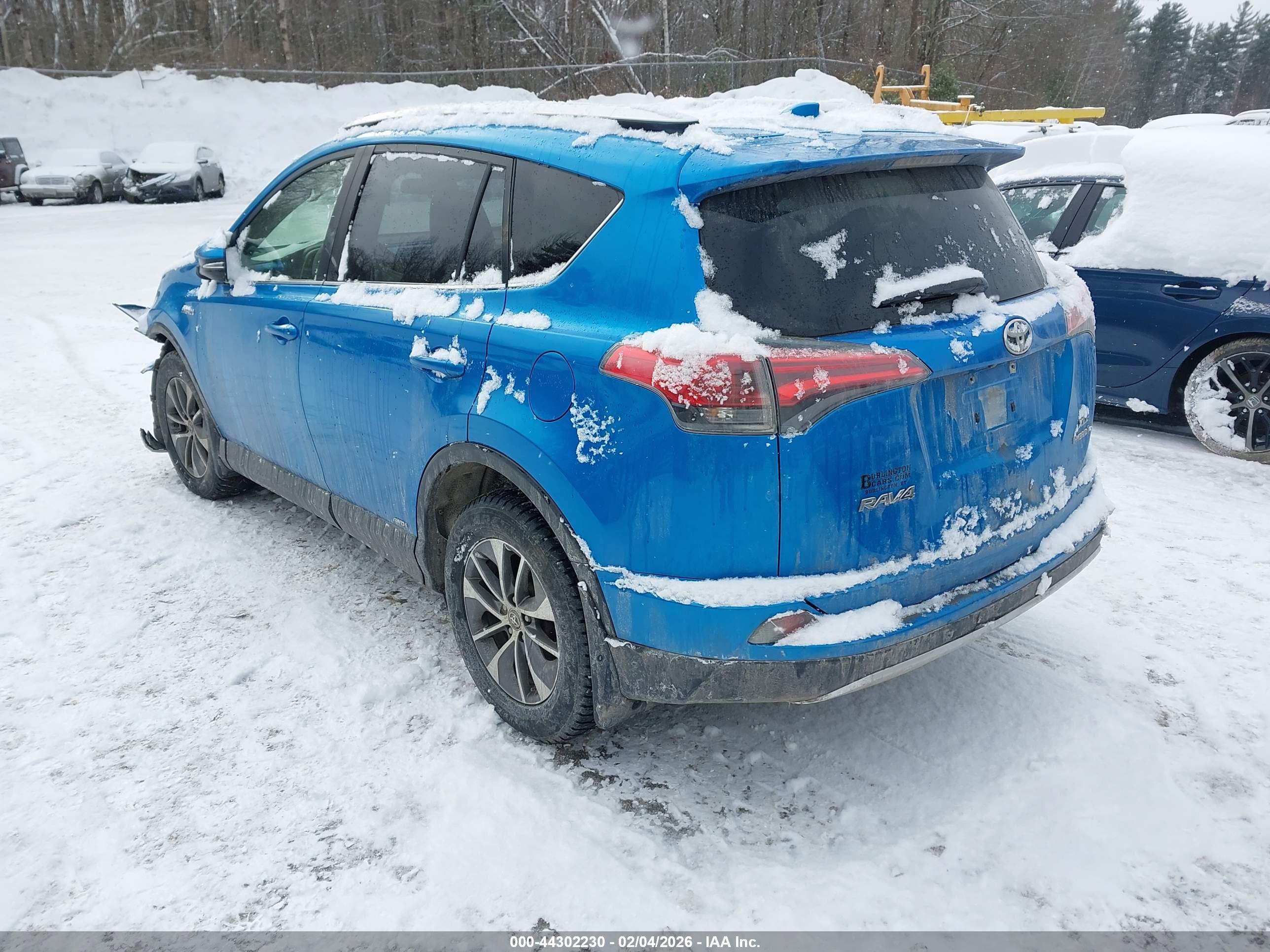TOYOTA RAV4 image 3