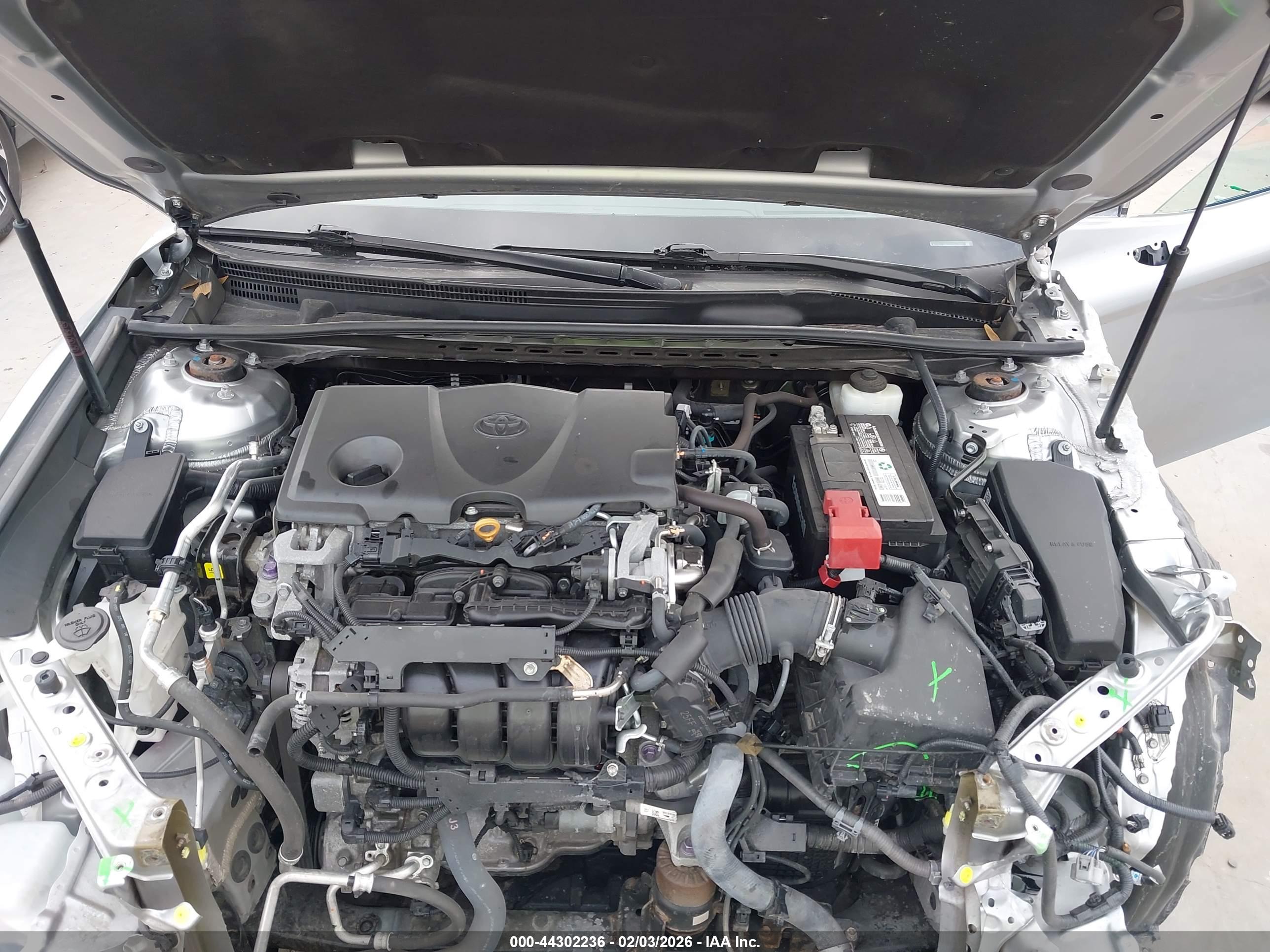 TOYOTA CAMRY image 10