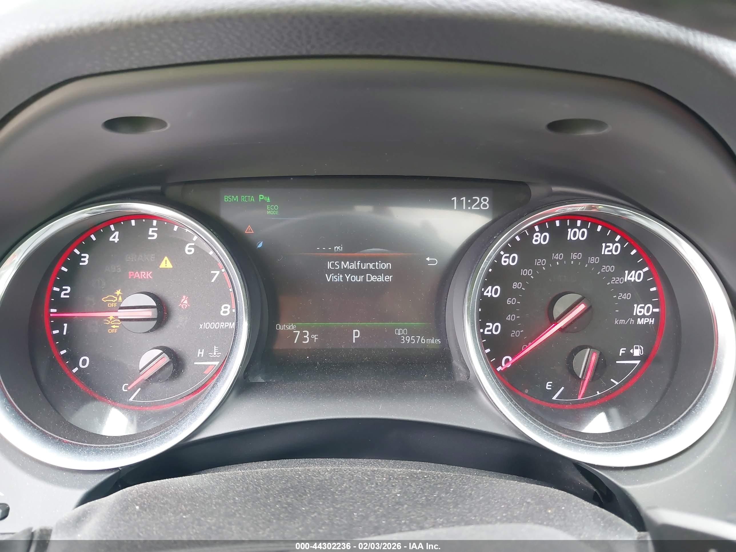 TOYOTA CAMRY image 7