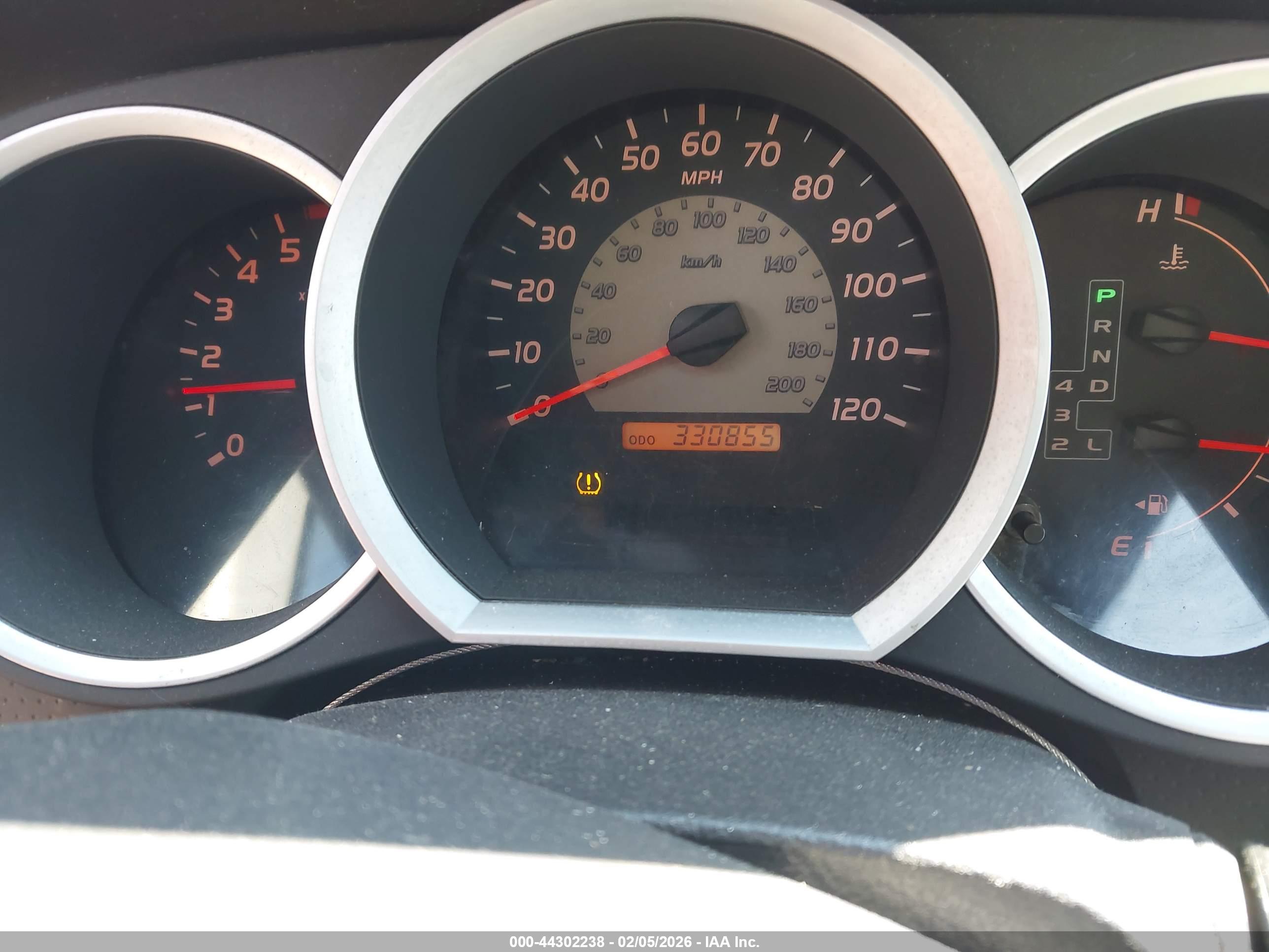 TOYOTA TACOMA image 7