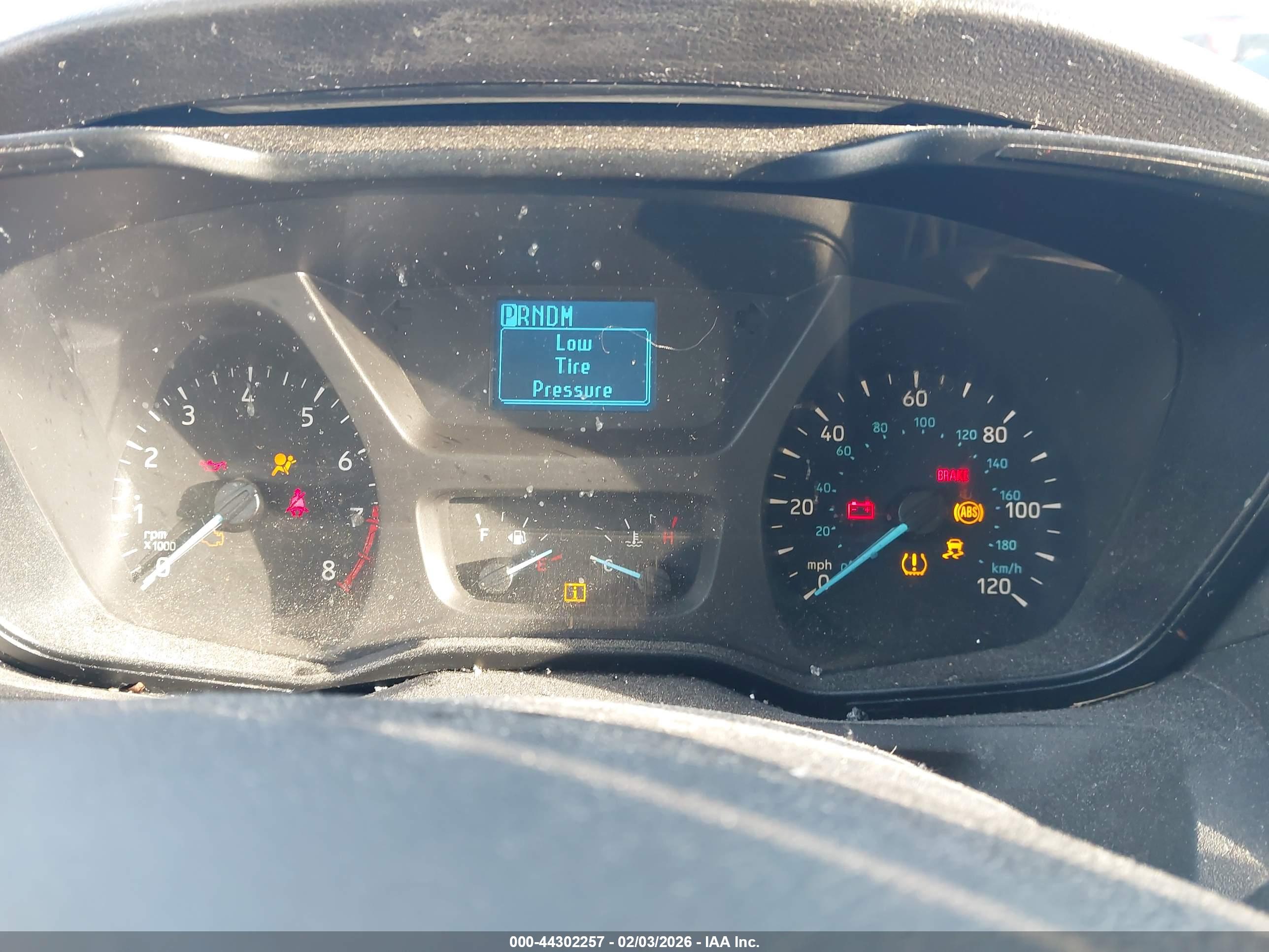 FORD TRANSIT-150 image 7